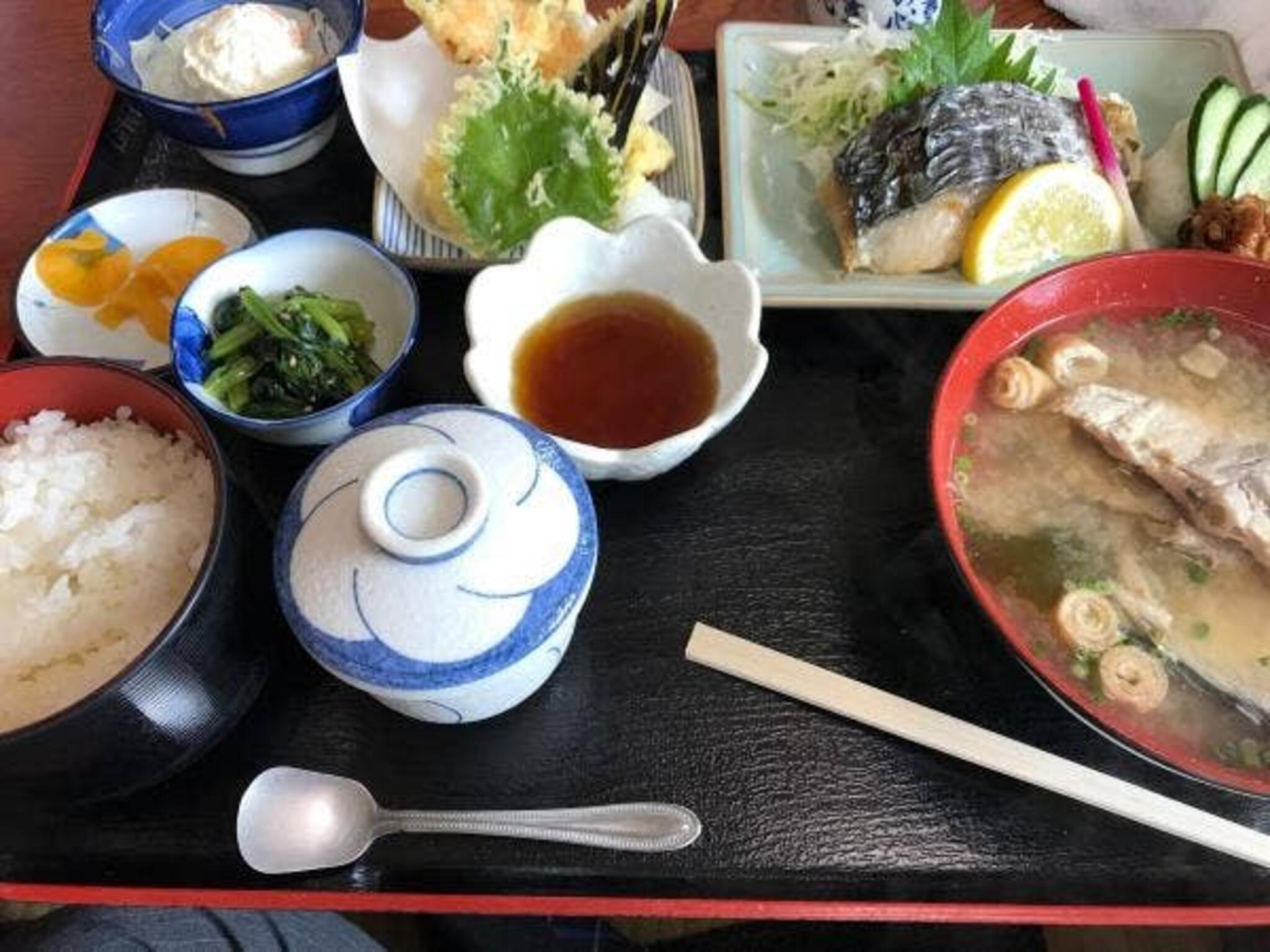 魚屋の寿司 東信の代表写真7