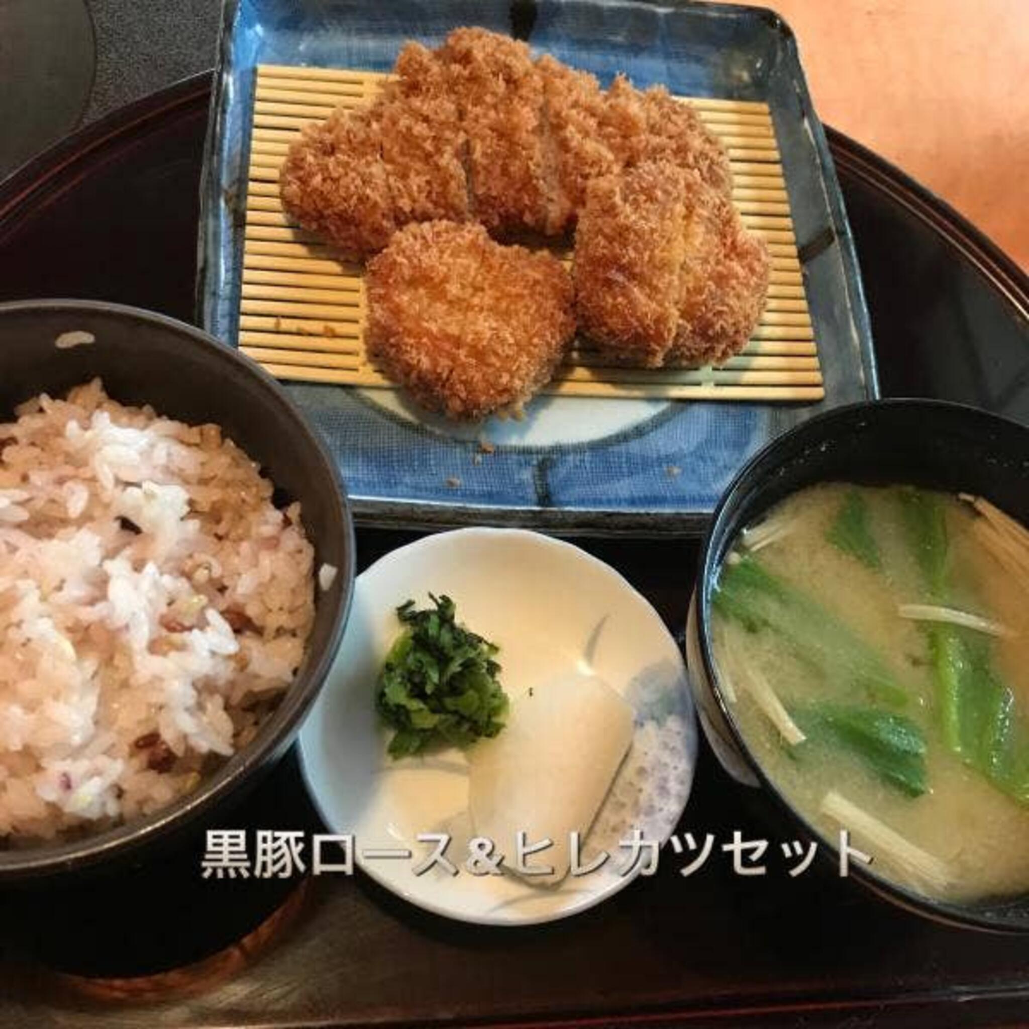 黒豚料理 寿庵 荒田店の代表写真8