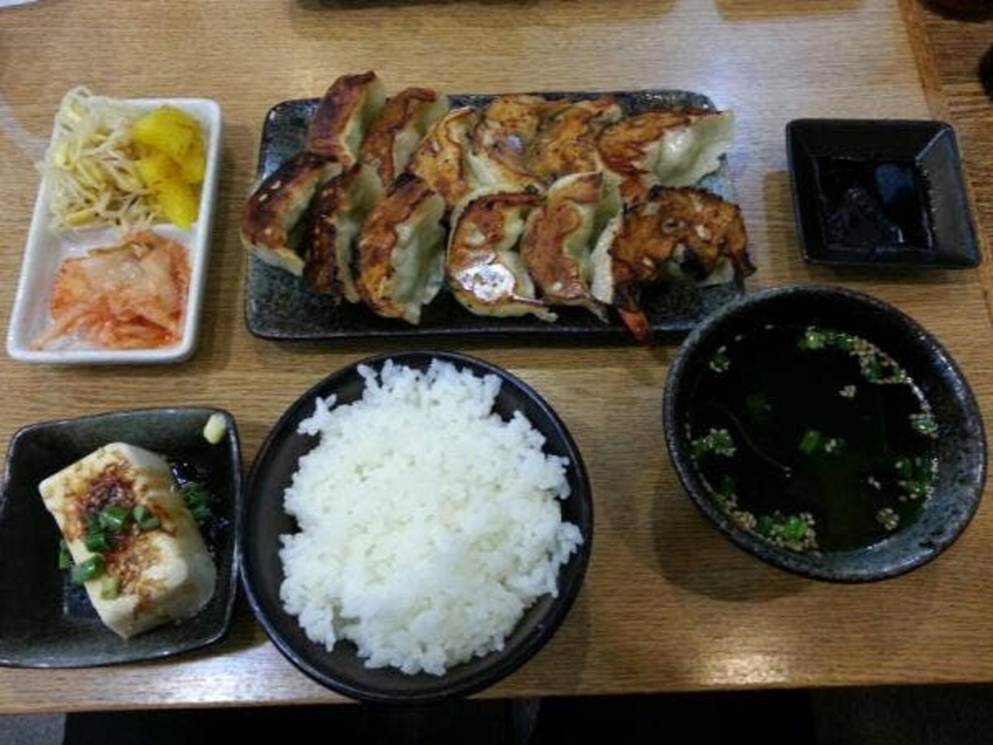 ブンブン餃子 草加本店の代表写真6