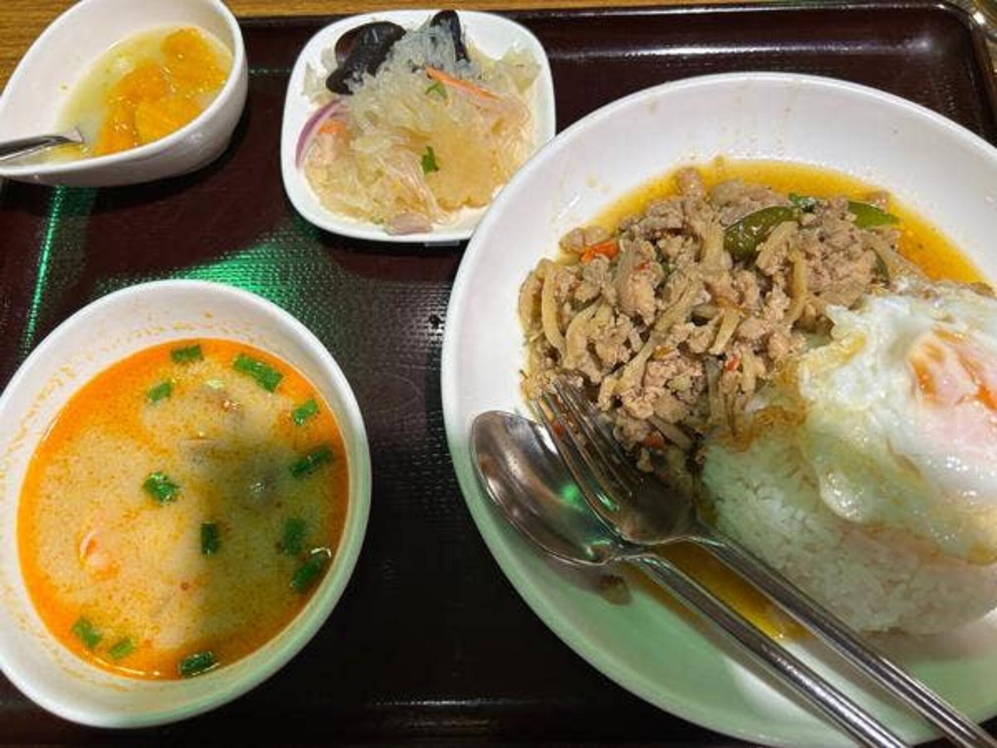 タイ国総菜料理 ゲウチャイ(横浜QE店)の代表写真6