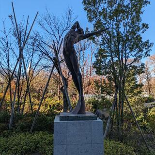 吉田三郎 波像の写真4