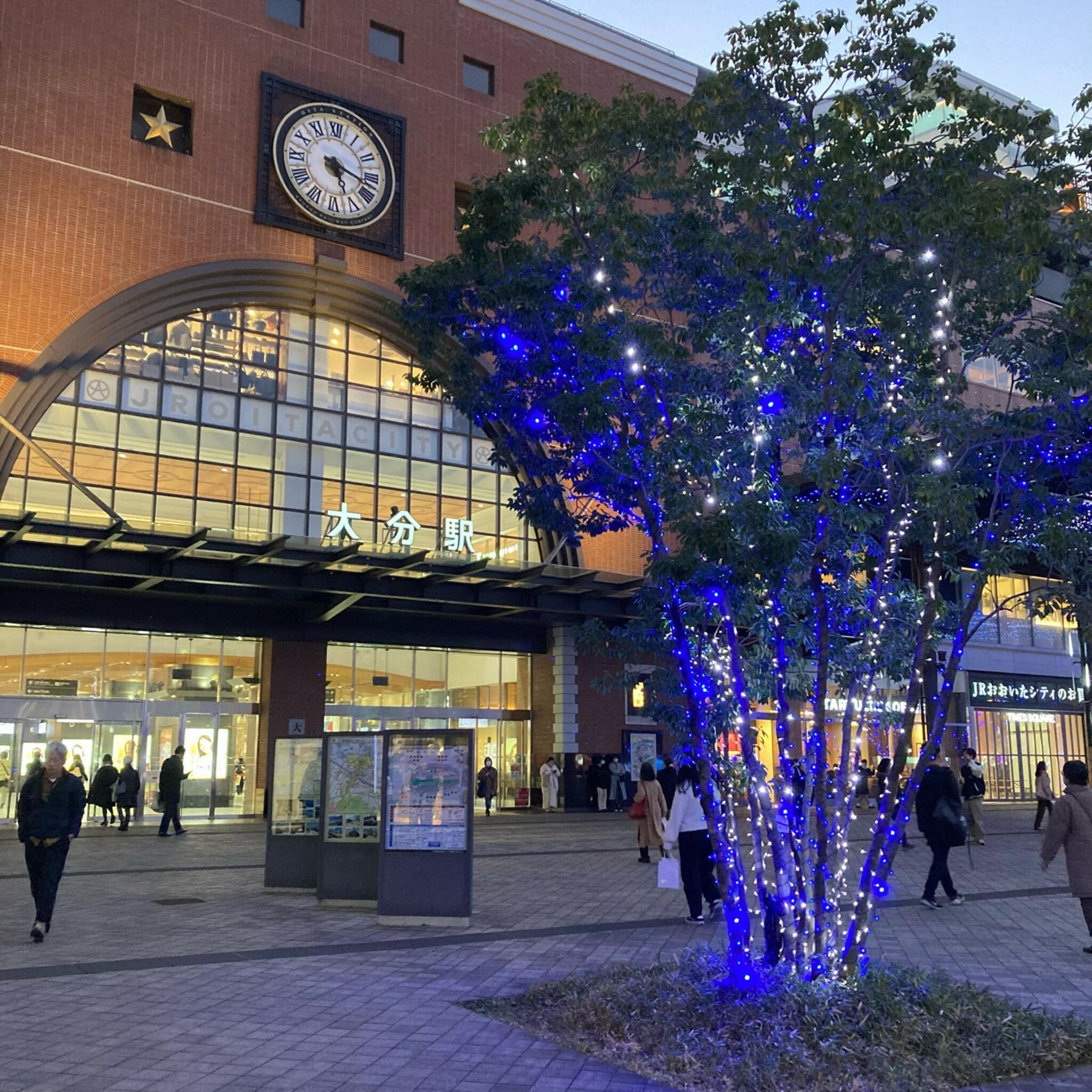 JR大分駅前広場の代表写真1