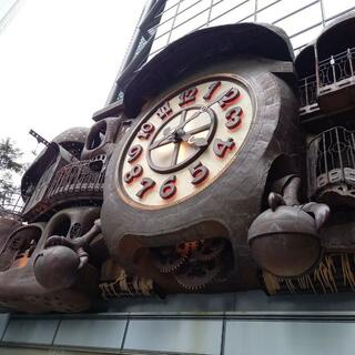 宮崎駿デザインの日テレ大時計の写真11