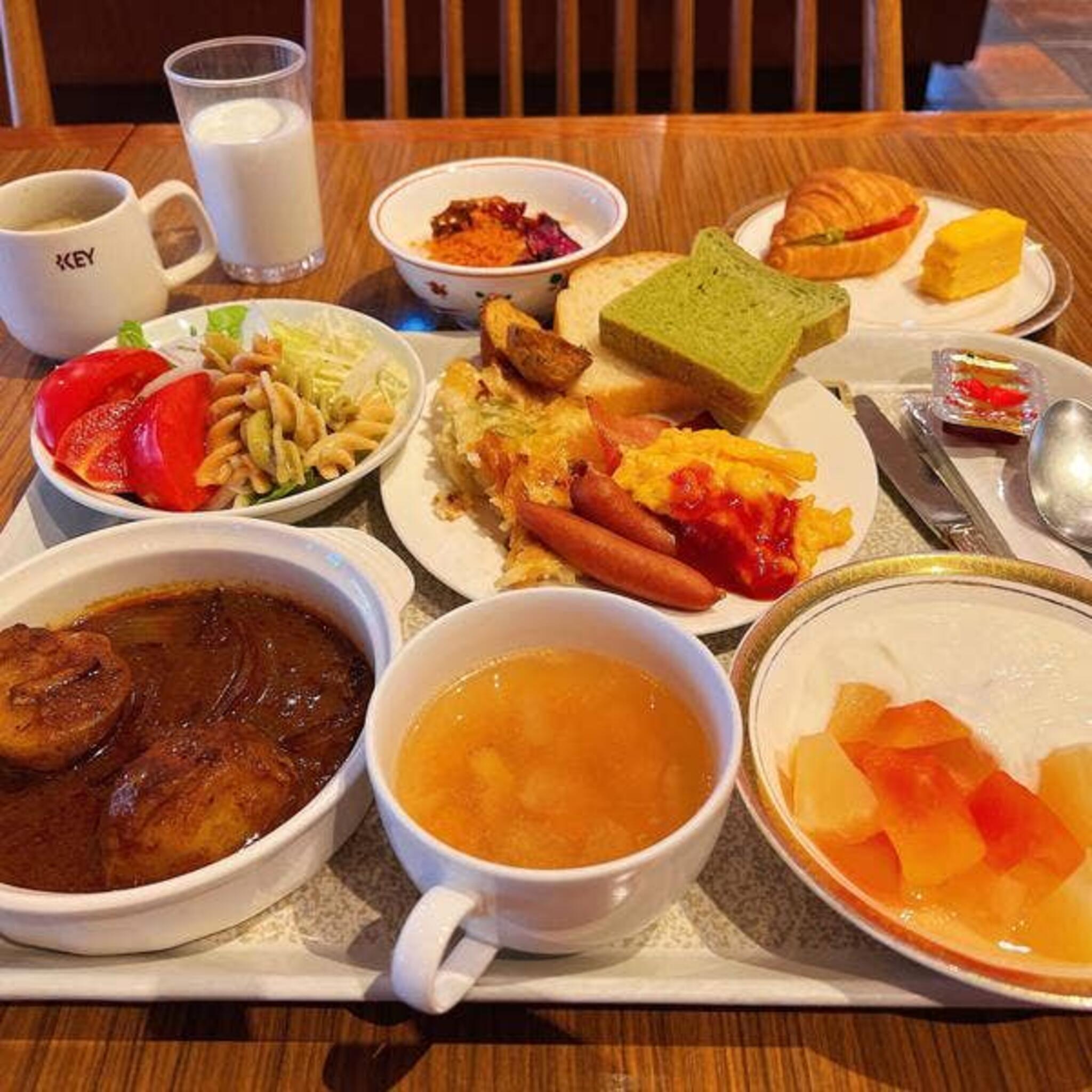 あけびの実 お茶の水ホテルジュラクの代表写真5