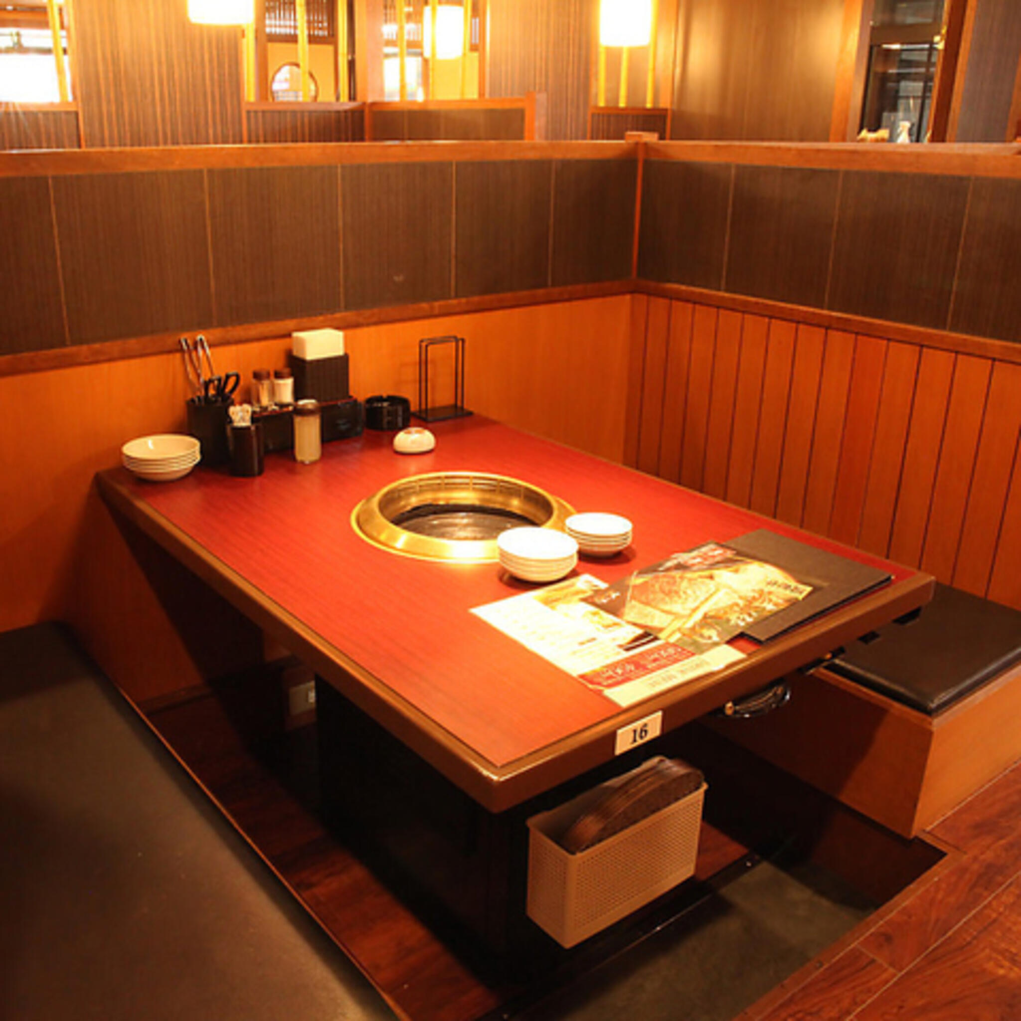 テーブルオーダーバイキング 焼肉ホルモン 王道 住之江店の代表写真3