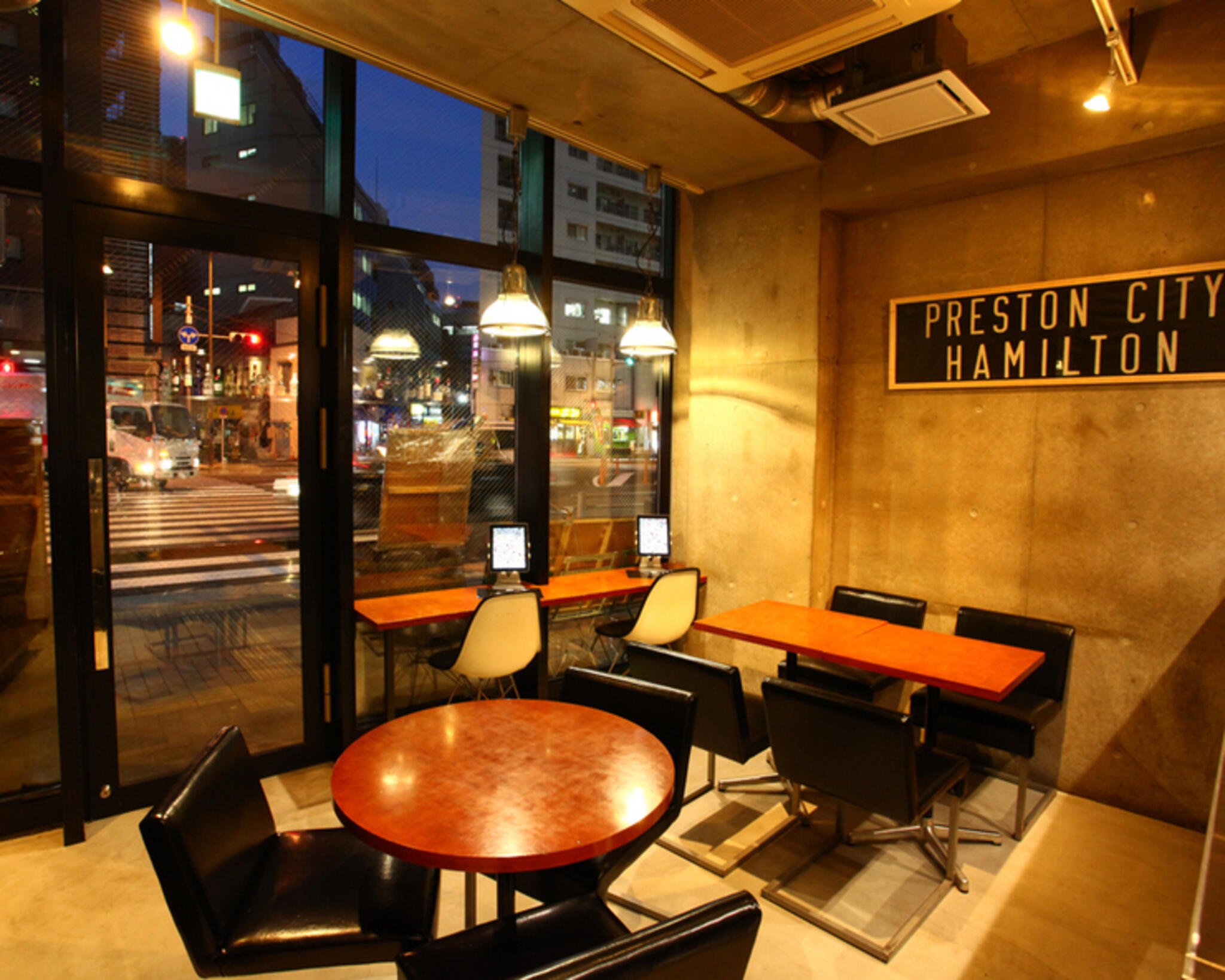 TOKYO CIRCUS CAFEの代表写真9