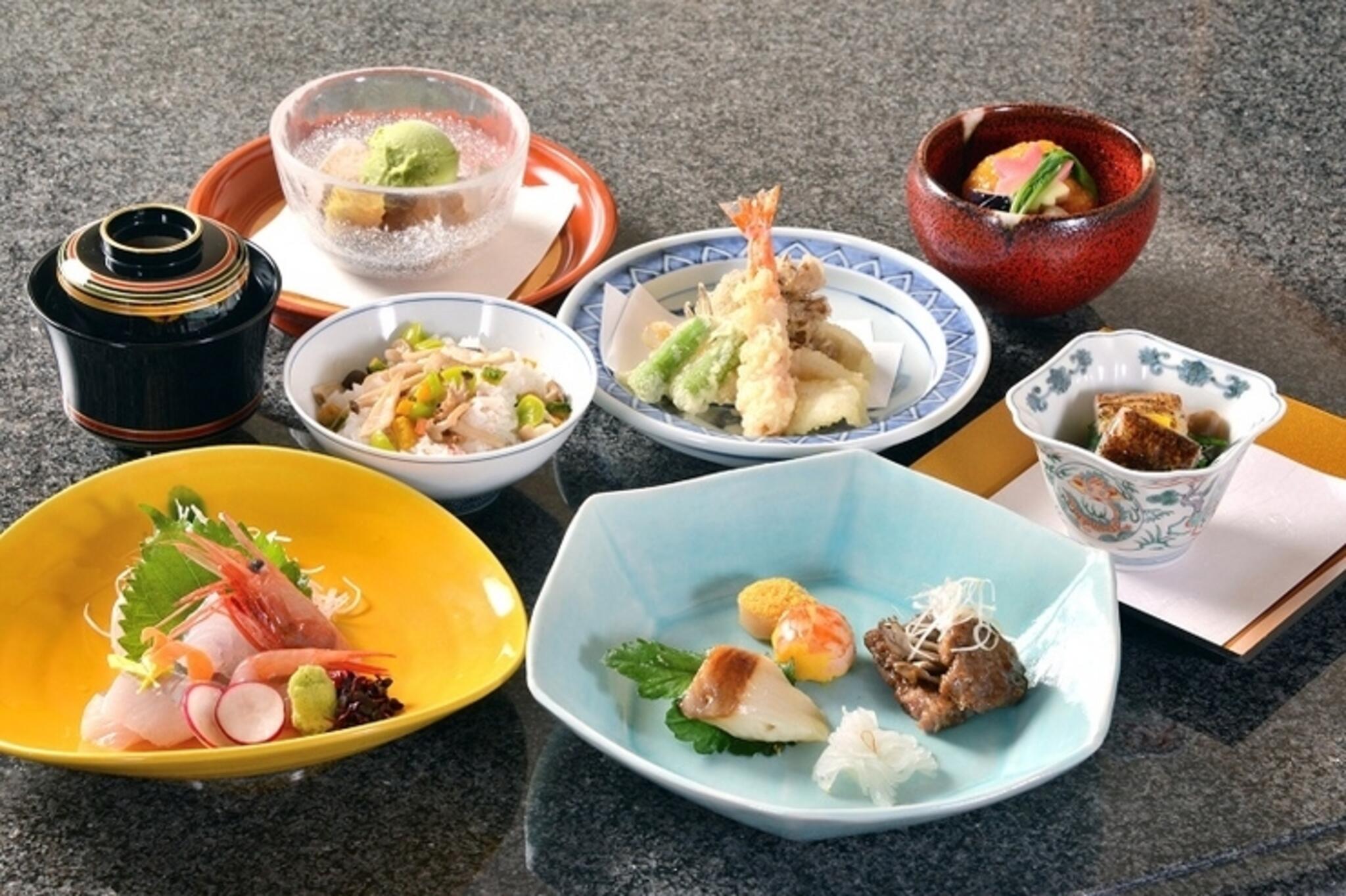 日本料理 都万麻の代表写真1
