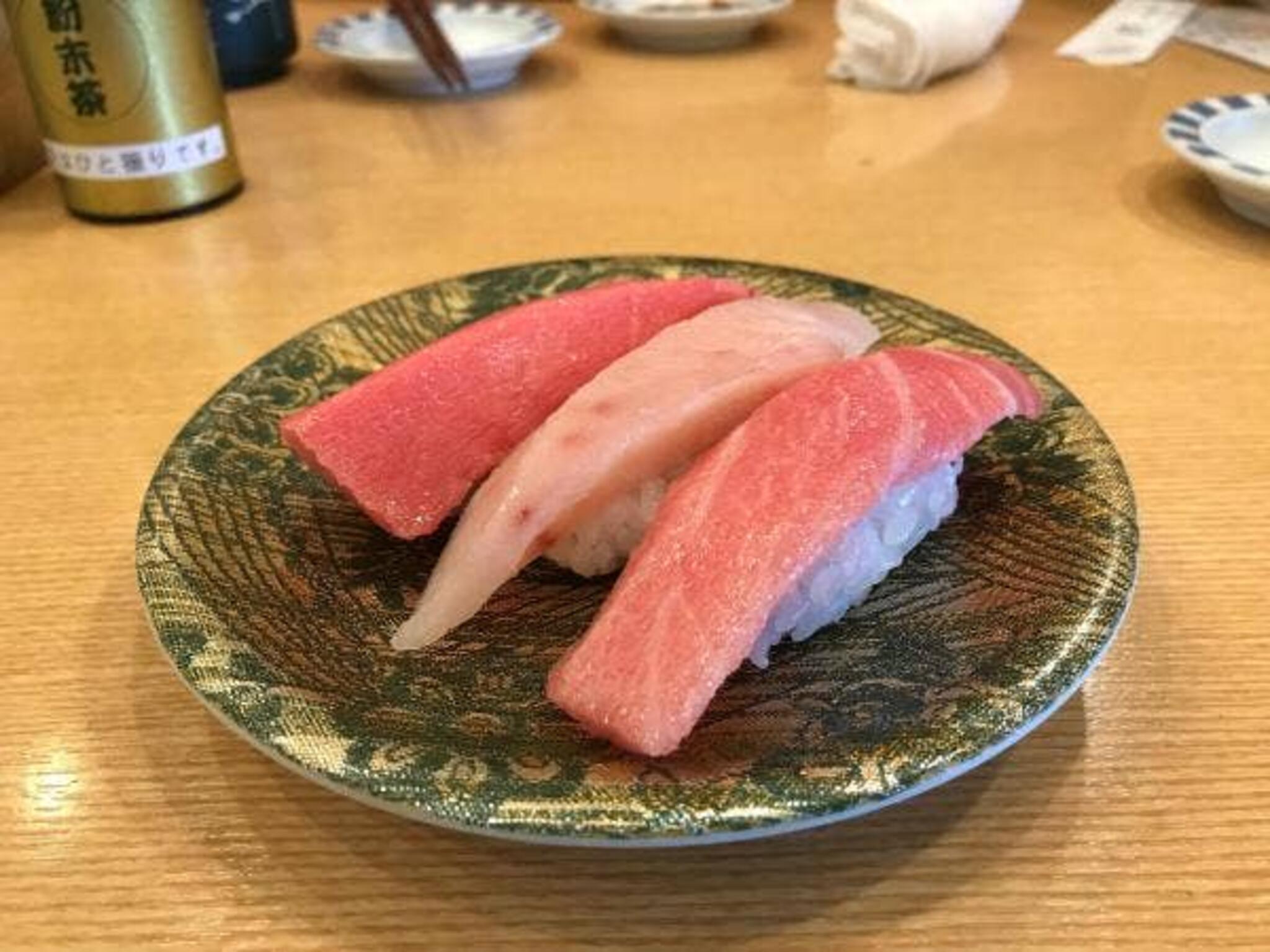 活き魚回転寿司 魚鮮 三福寺店の代表写真10