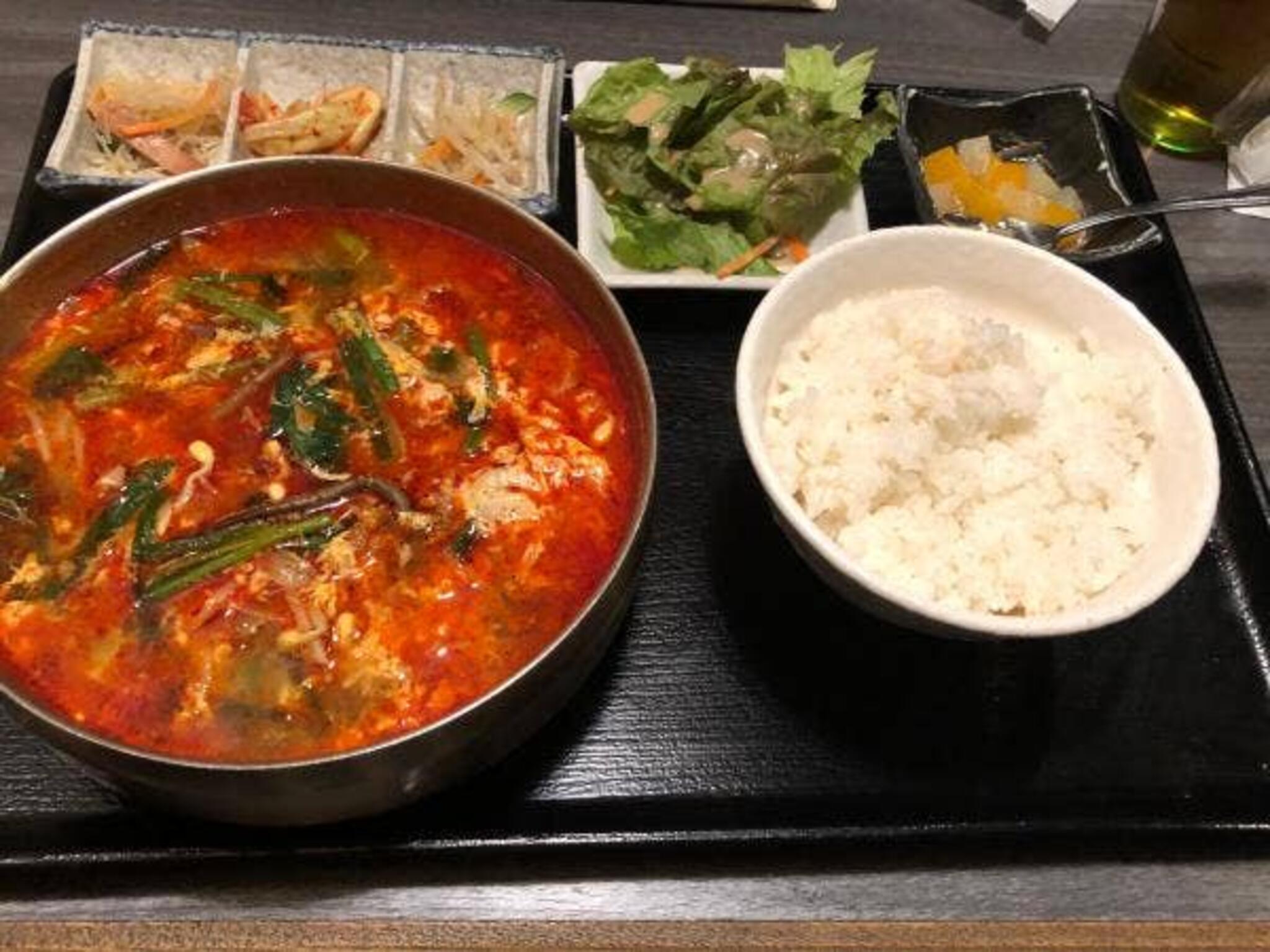 個室で愉しむ韓国料理居酒屋 土火土火 東京・八重洲本店の代表写真3