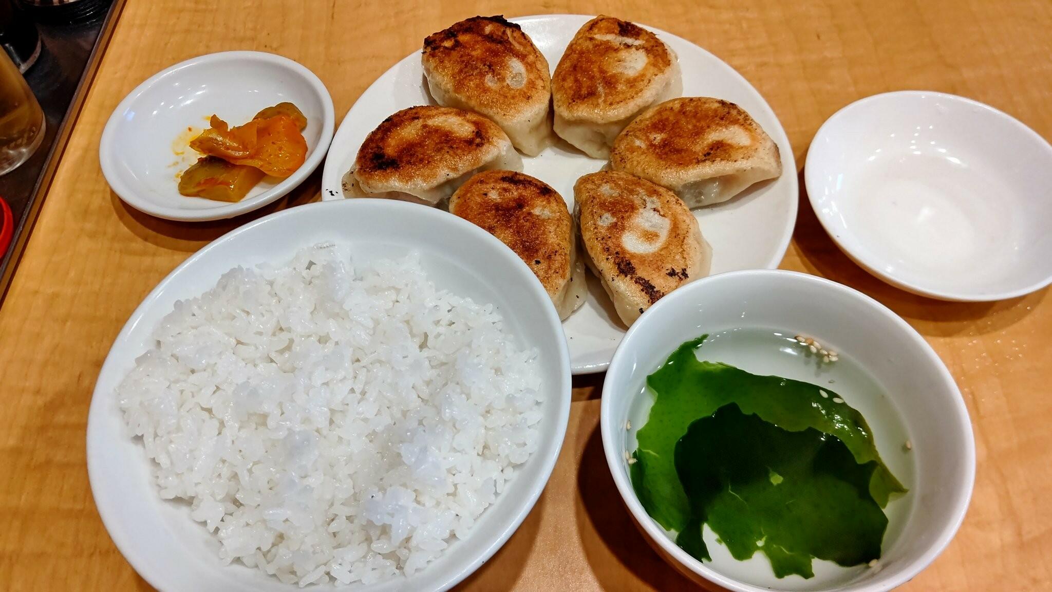 でっかい餃子 曽さんの店 代々木店の代表写真10