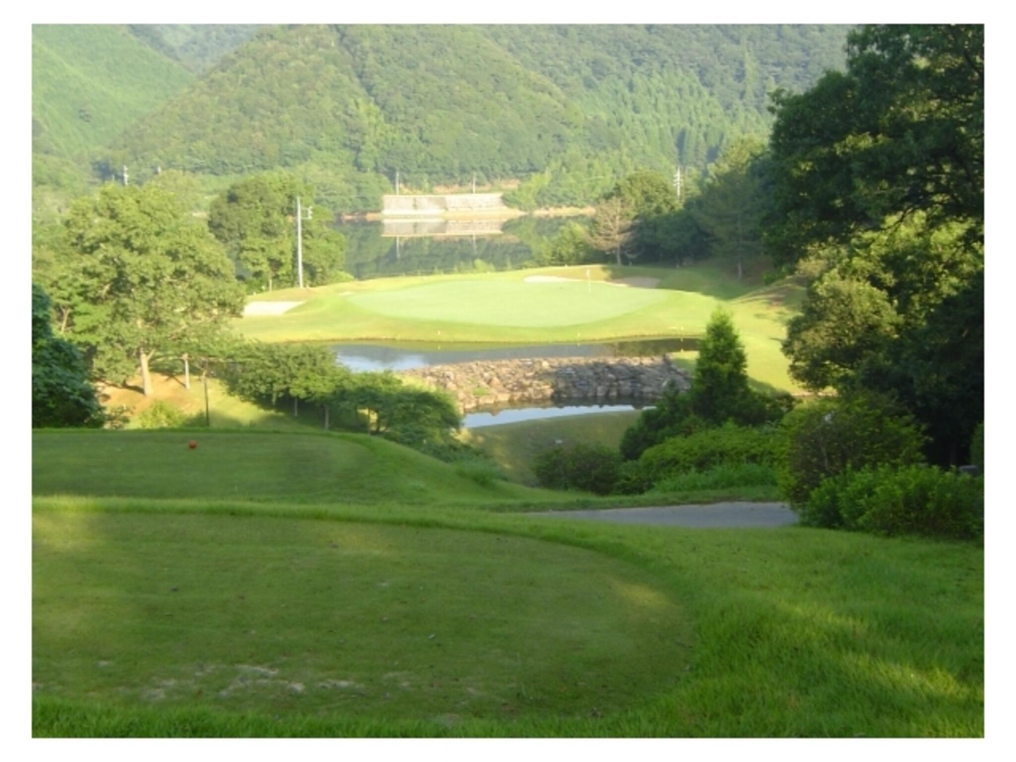 山口レインボーヒルズ豊田湖ゴルフクラブの代表写真3