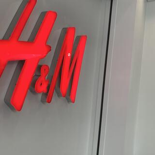 H&M ランドマークプラザ横浜店の写真12