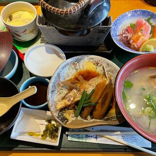 ふぁみり庵はいから亭 与次郎本店の写真3