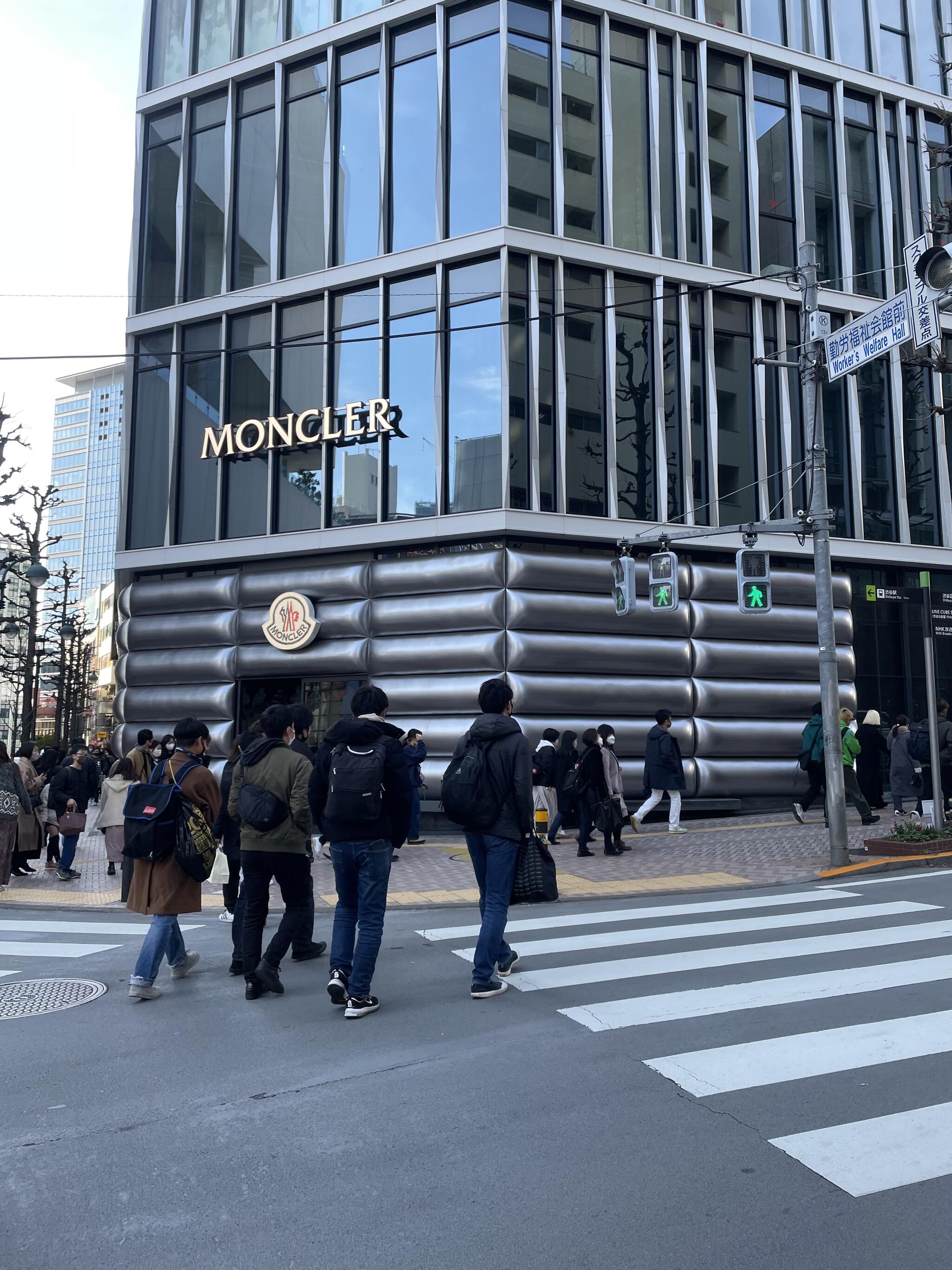 モンクレール 渋谷 人気