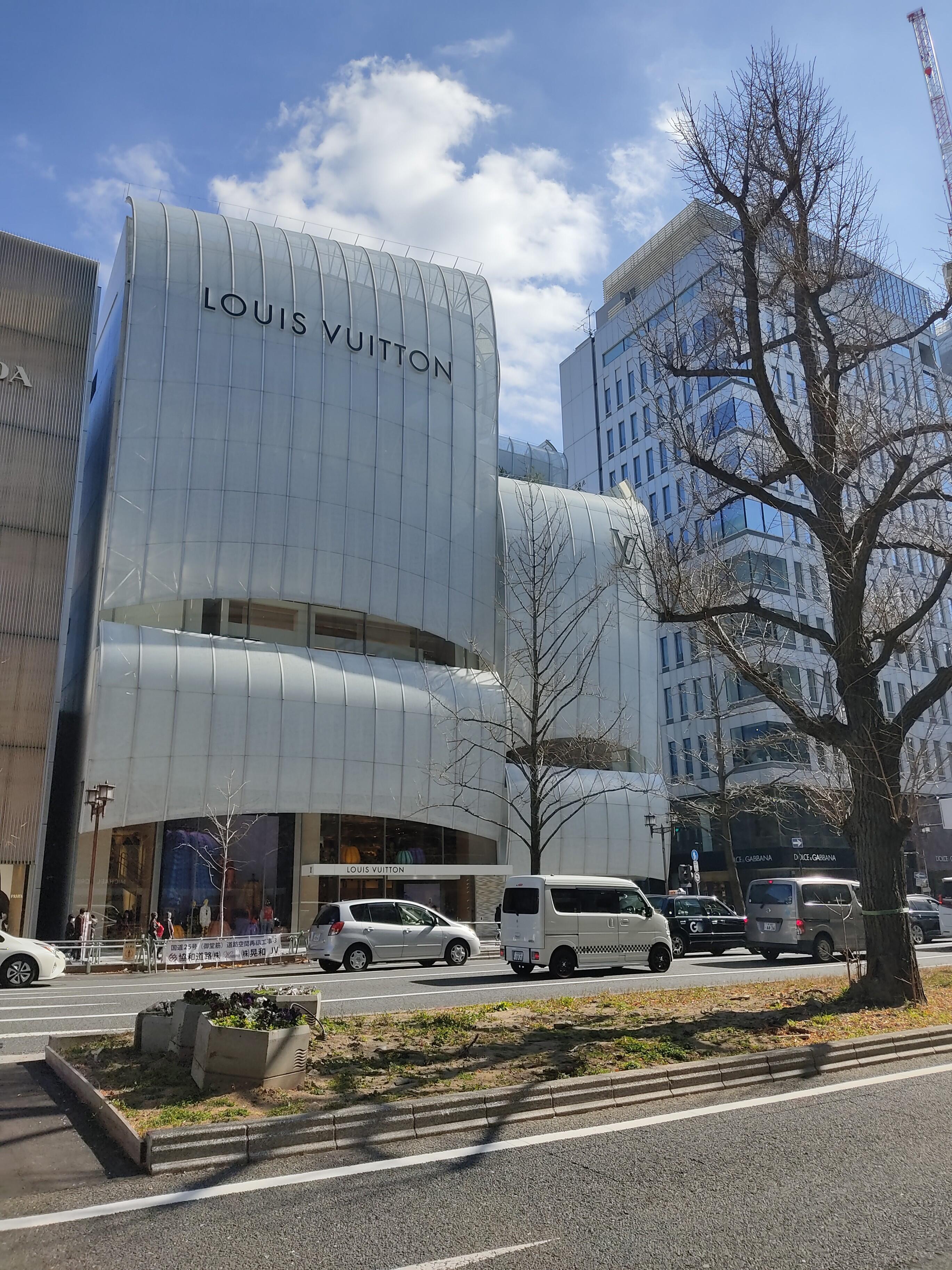 ルイ 人気 ヴィトン 大阪 心斎橋