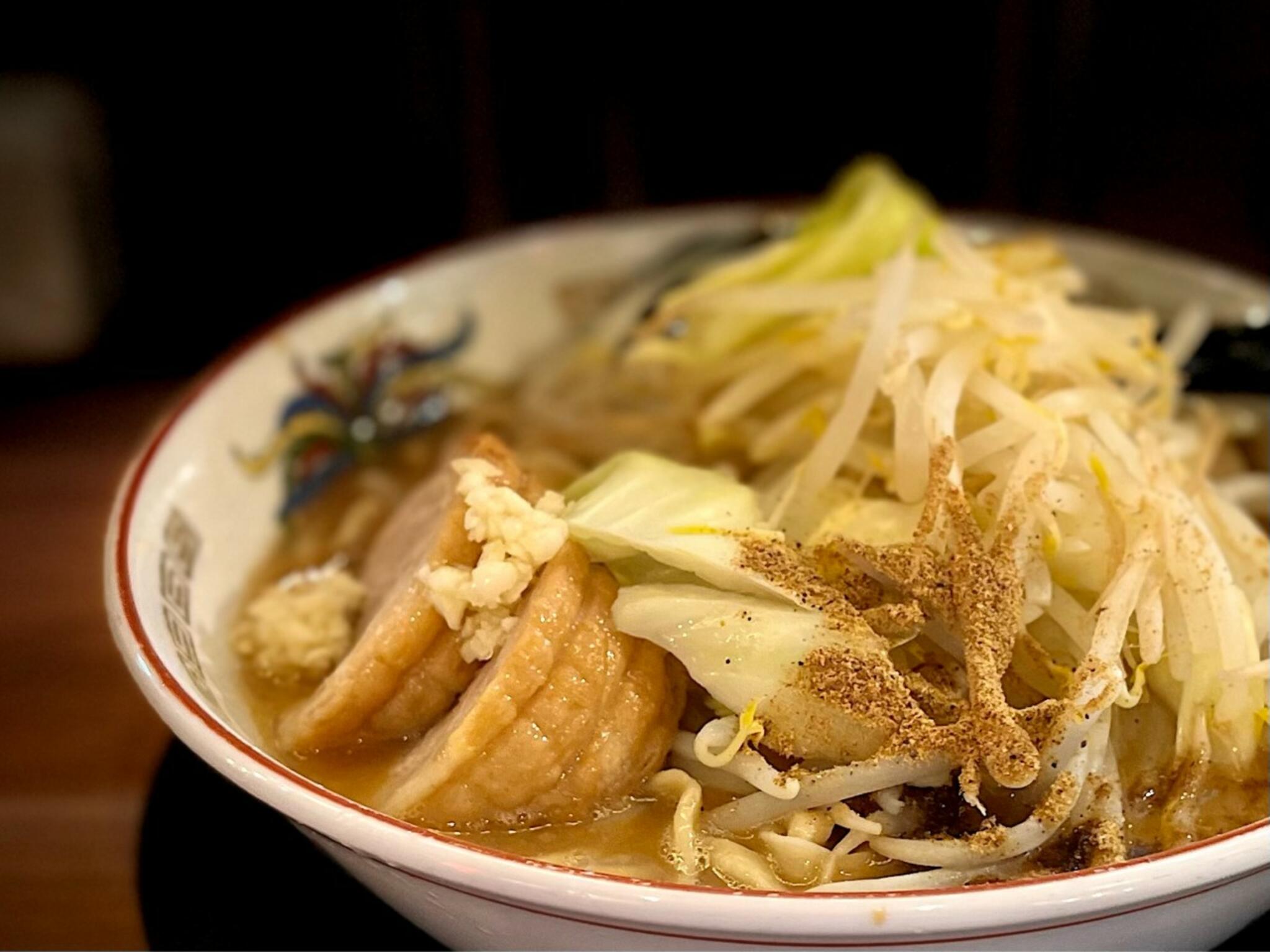 ラーメン豚山 東京ラーメン横丁店 - 中央区八重洲/ラーメン店 | Yahoo!マップ