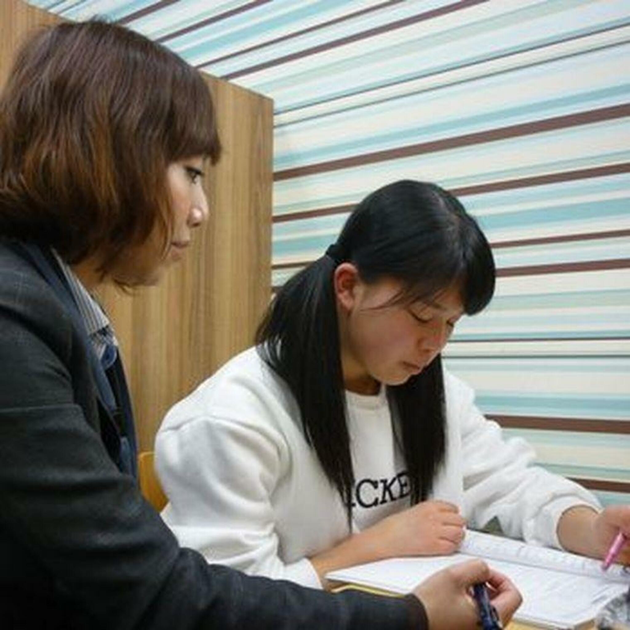 すみれ個別指導学院「女子生徒専門」 名古屋西校の代表写真5