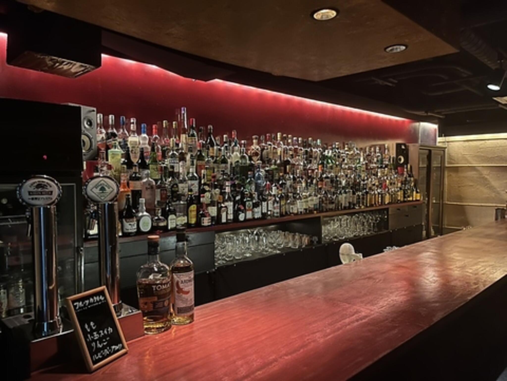 新横浜オーセンティック Bar T3の代表写真2