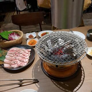 炭火焼肉・韓国料理 KollaBo (コラボ) 新大久保店の写真6