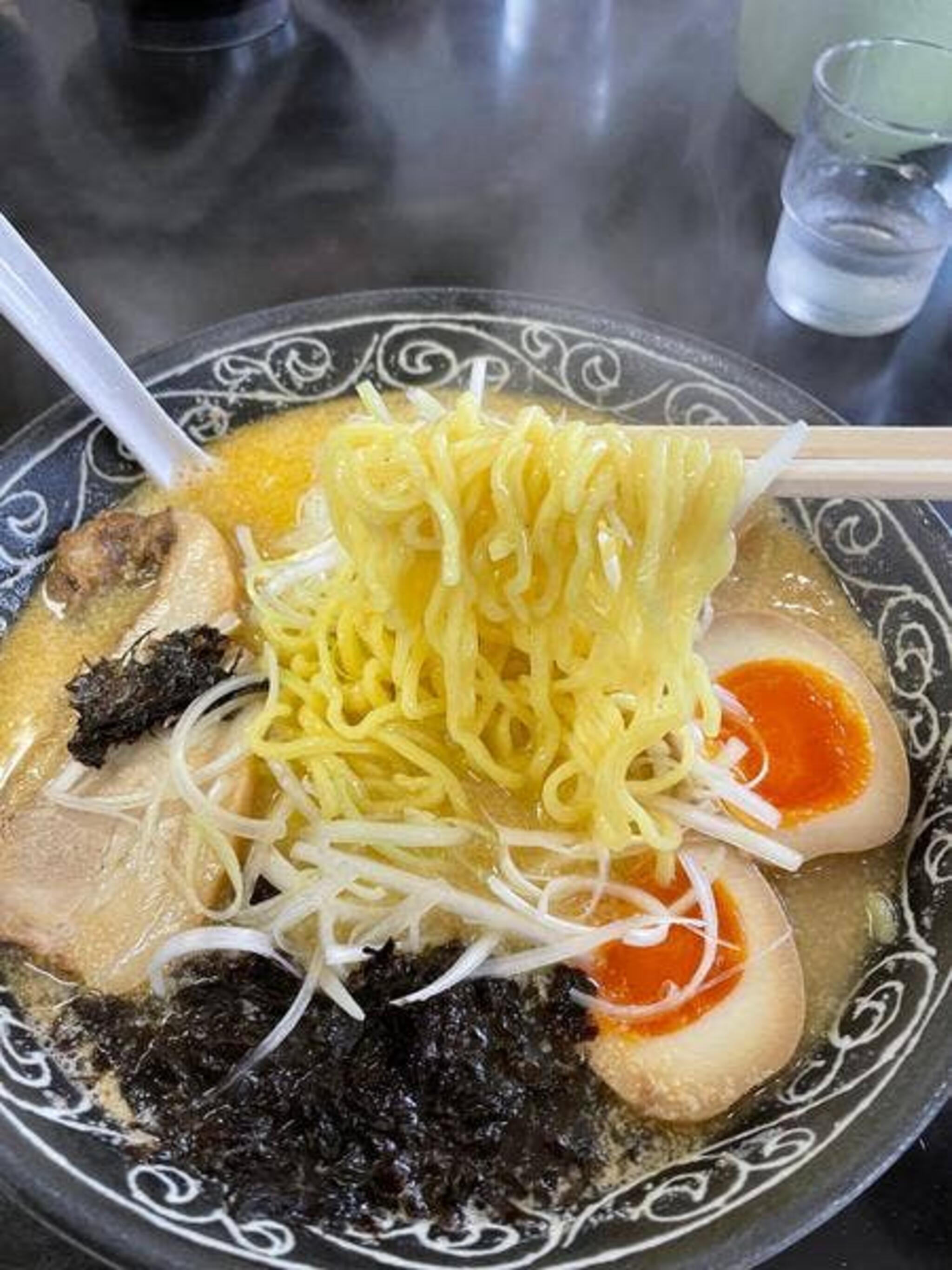 胡麻ラーメン 極の代表写真1