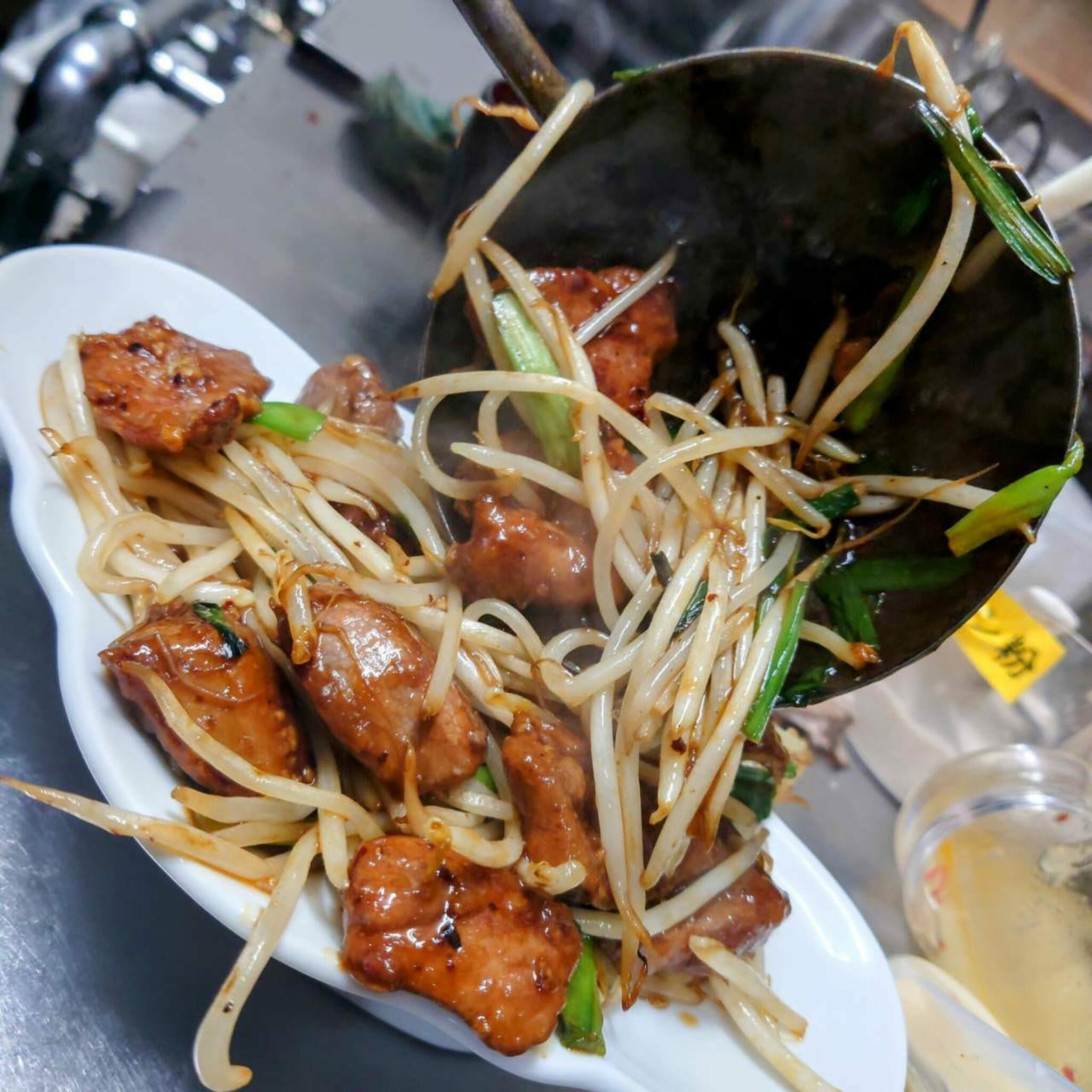 麺とご飯とお酒のお店 食堂かなゑの代表写真10