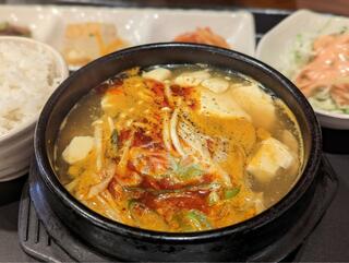 炭火焼肉 韓国料理専門店 牛味のクチコミ写真1