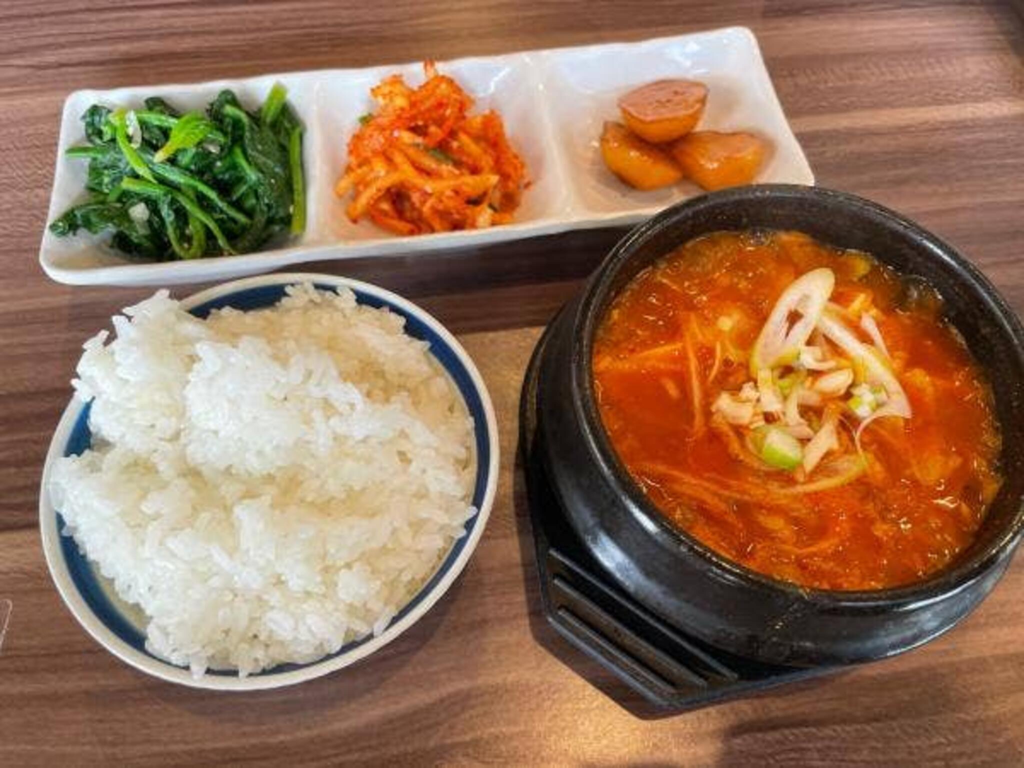 韓国料理 ジャーメ 甲府店の代表写真6