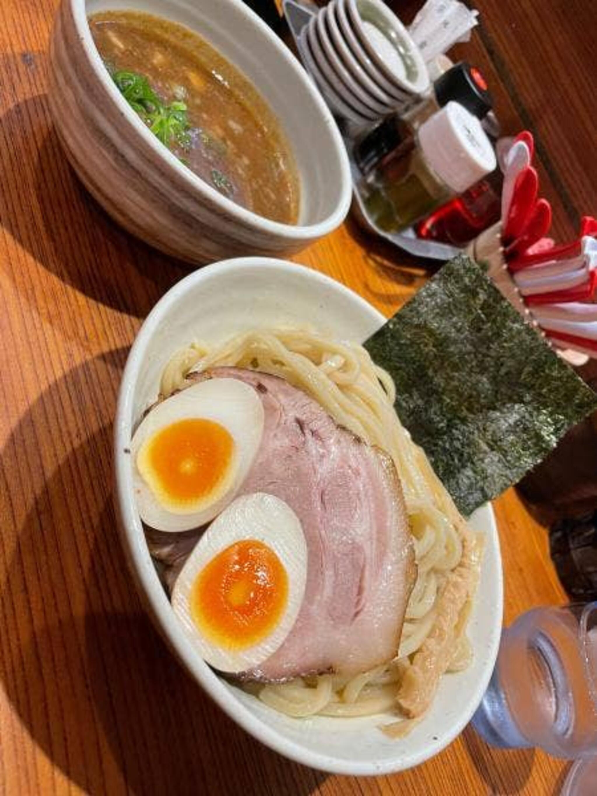 らー麺 鉄山靠 瀬田本店の代表写真1