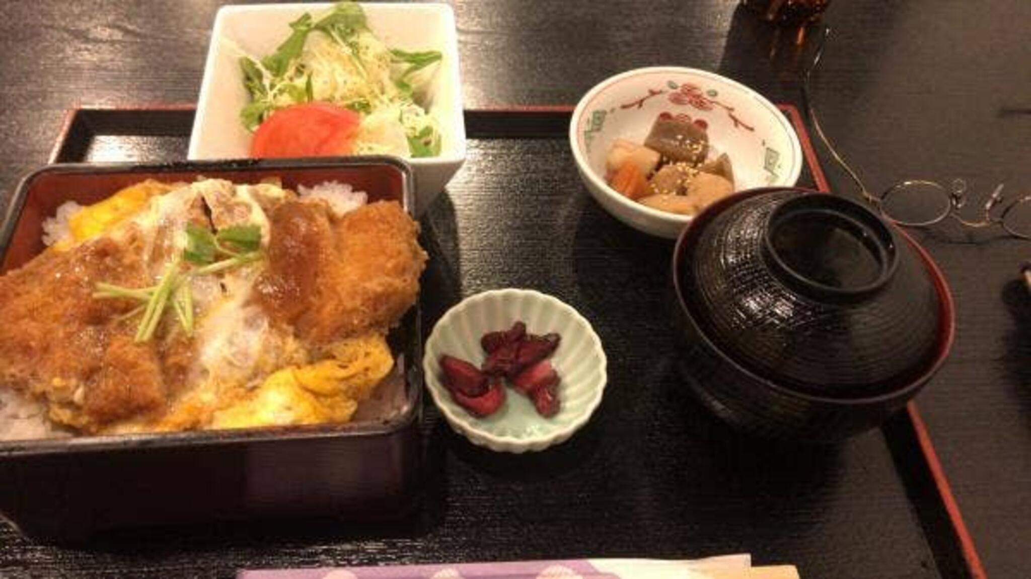 桜鯛と旬の味覚 日本料理おかもとの代表写真10