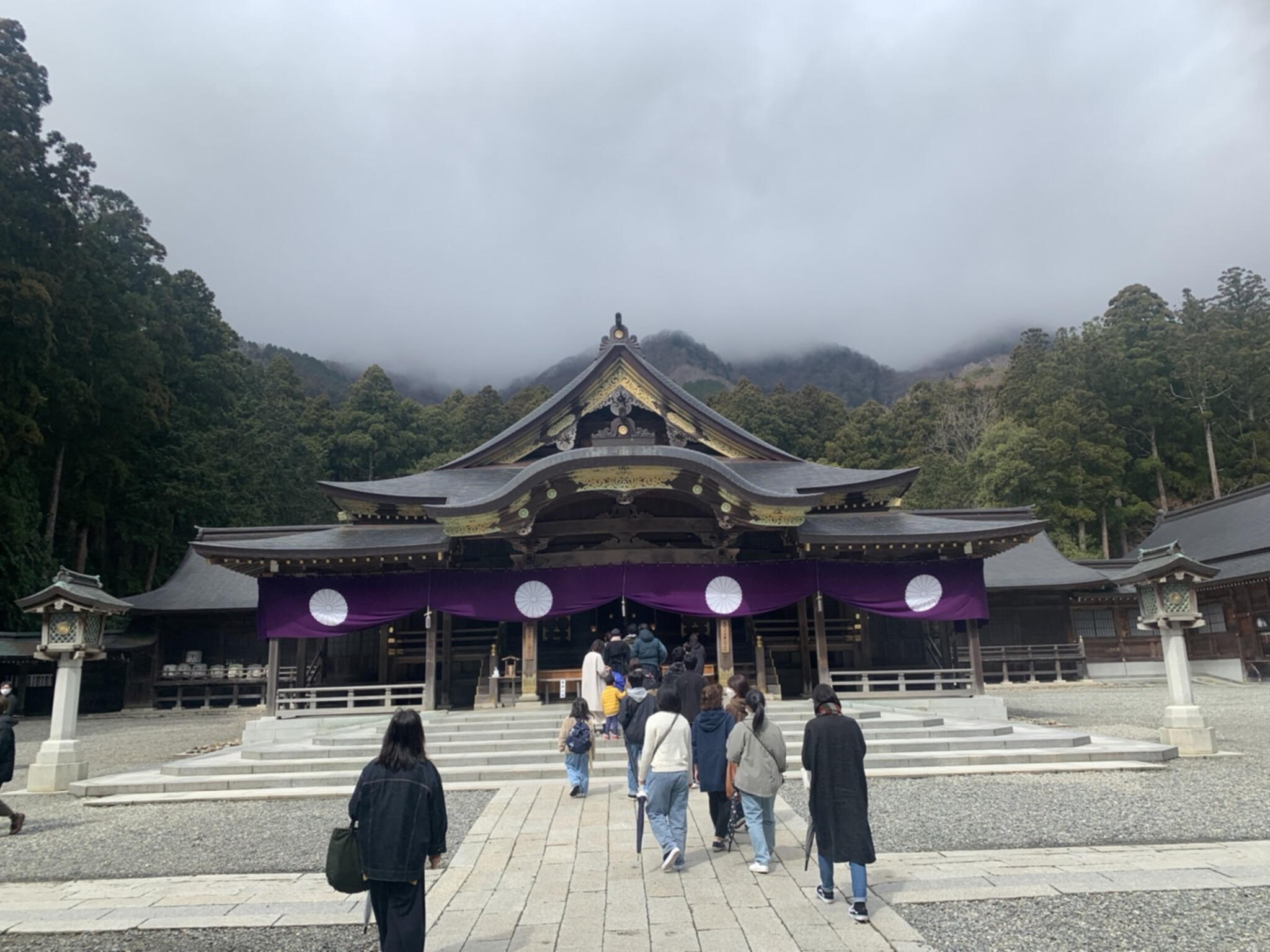 越後一宮 彌彦神社の代表写真3