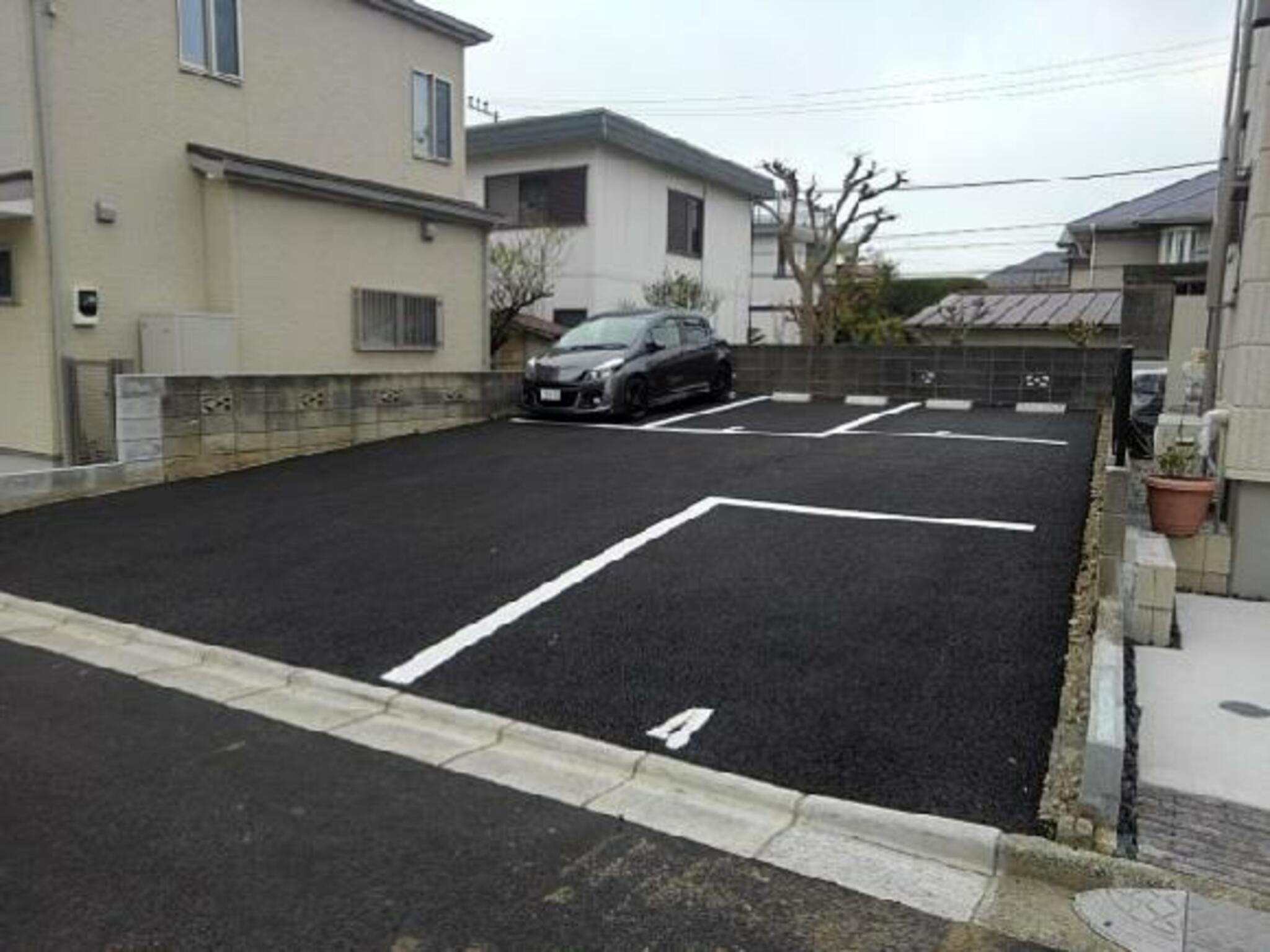 タイムズのB マンスリー鎌倉腰越1丁目駐車場の代表写真1