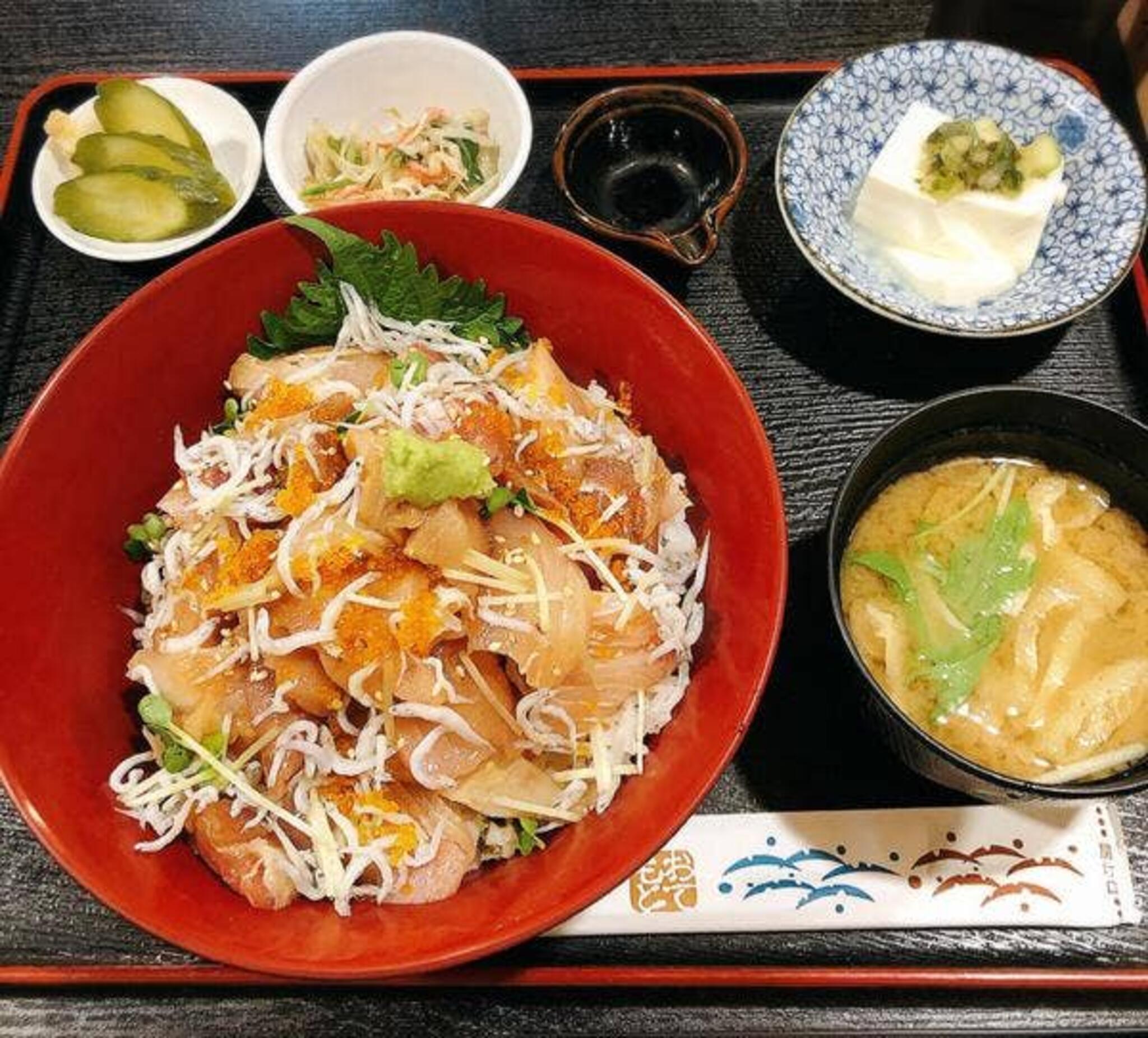 魚と地酒の店 赤坂 梓川の代表写真10