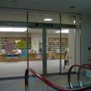 磯子図書館の写真11