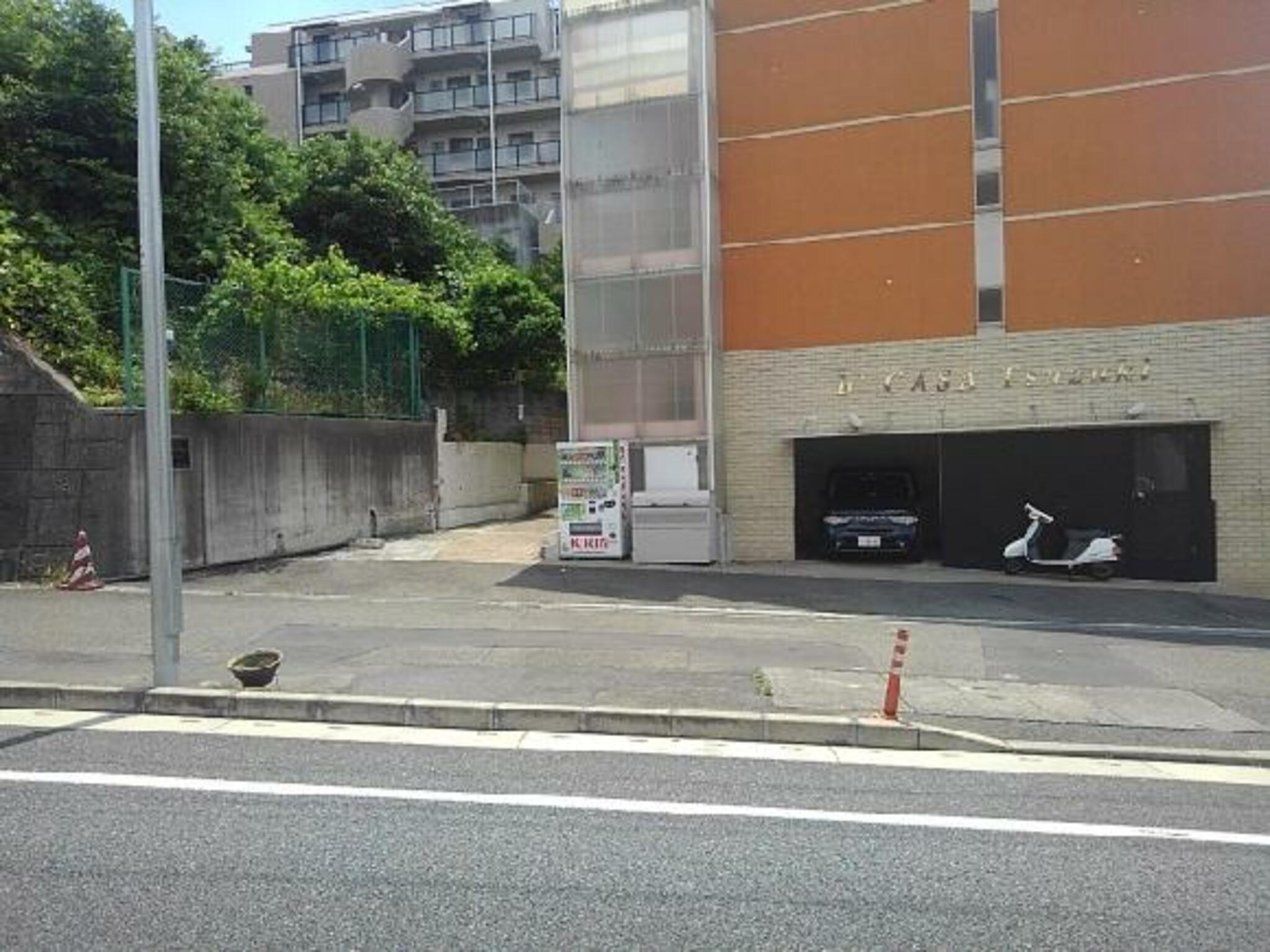 タイムズのB B'CASA Tsuzuki駐車場の代表写真1