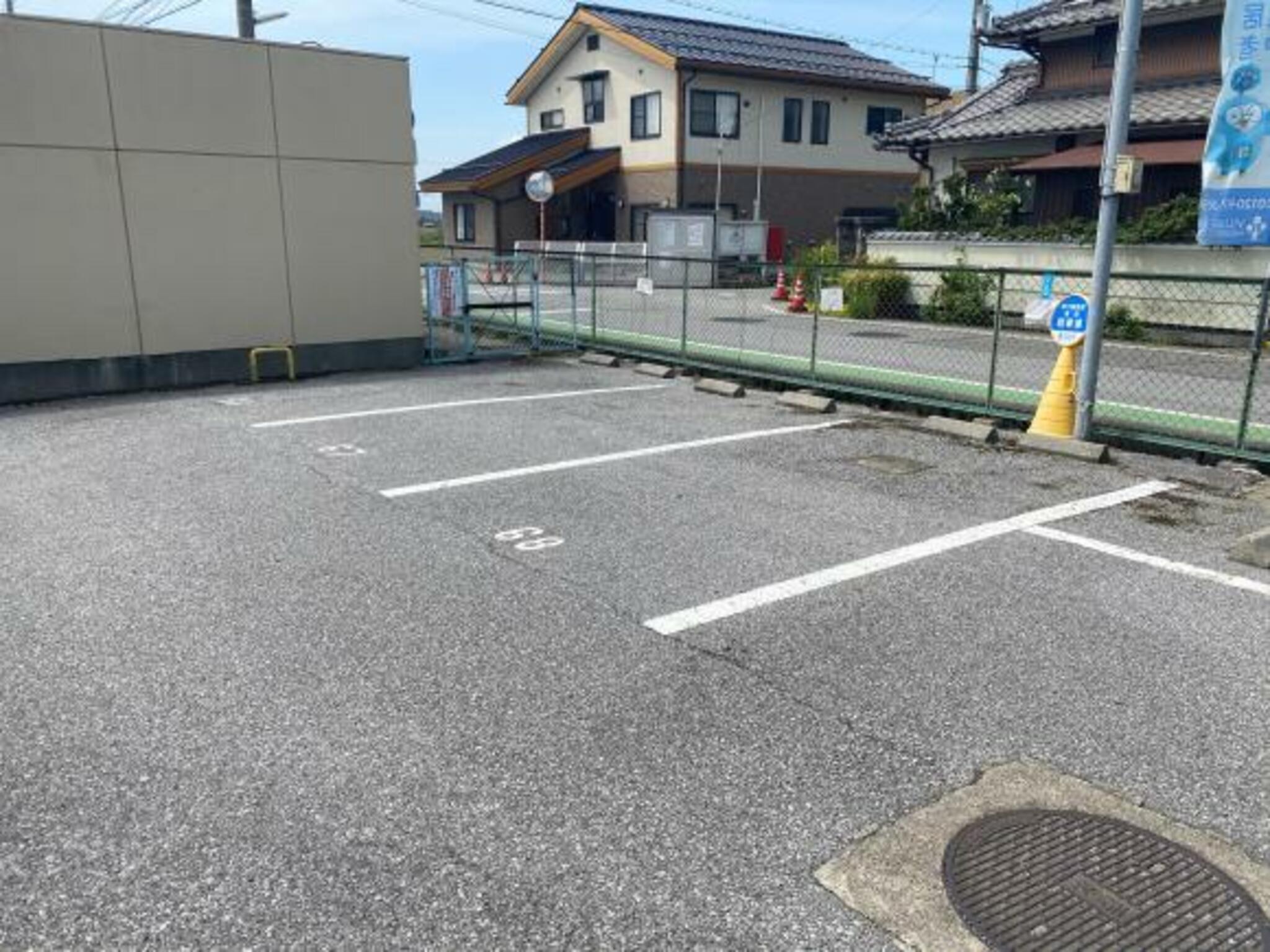 タイムズのB ビレッジハウス加田駐車場の代表写真1