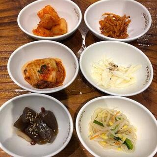 韓国家庭料理 でりかおんどる 1号店の写真3