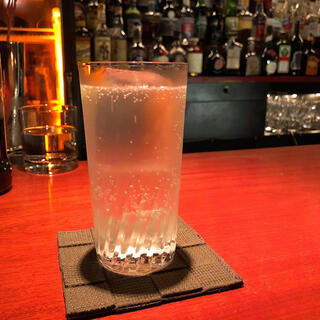新横浜オーセンティック Bar T3の写真3