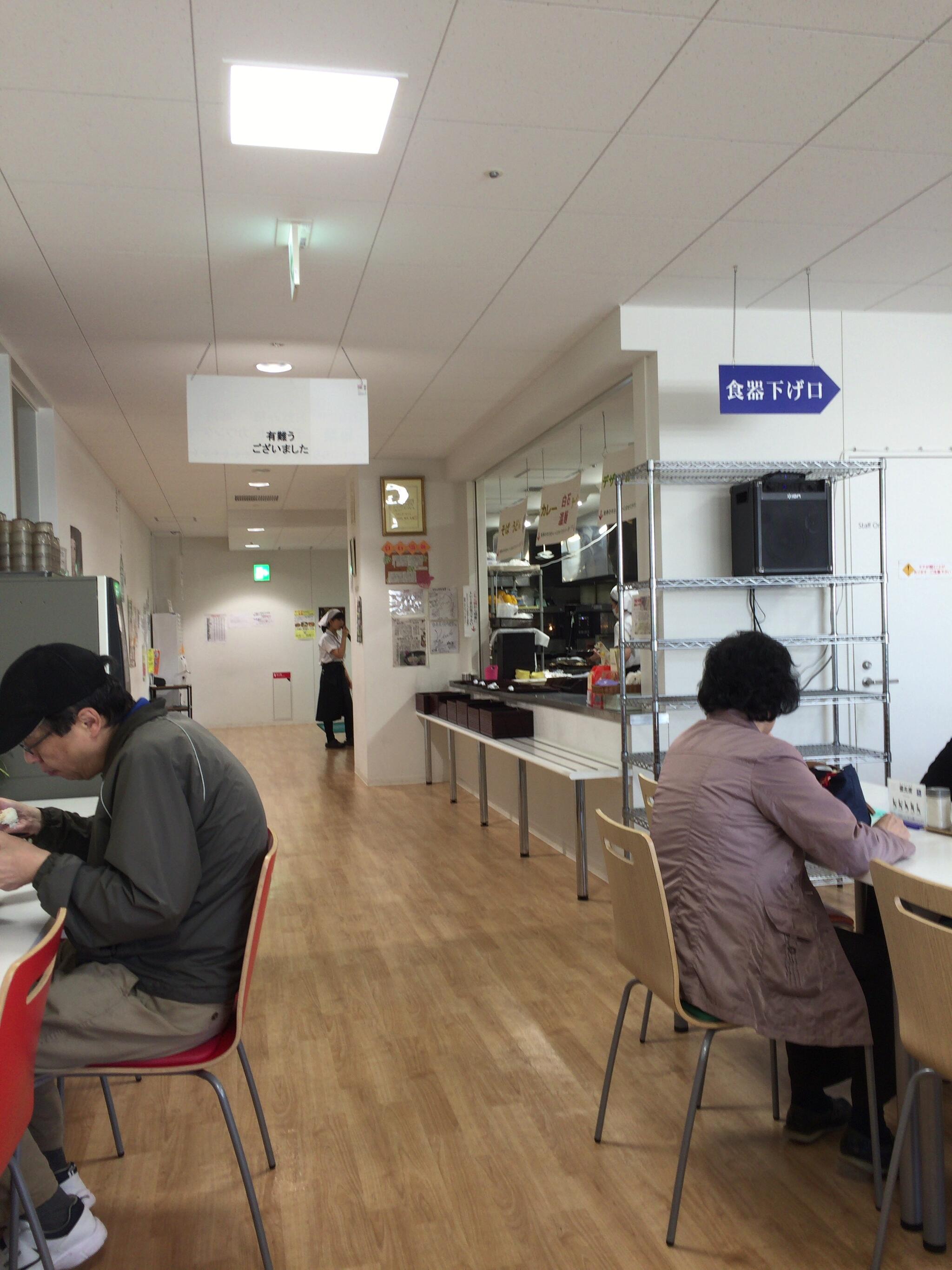 札幌市白石区複合庁舎 食堂の代表写真9