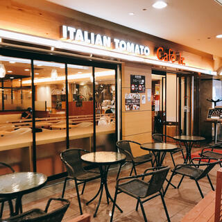 イタリアントマト CafeJr. なんばOCAT店の写真2