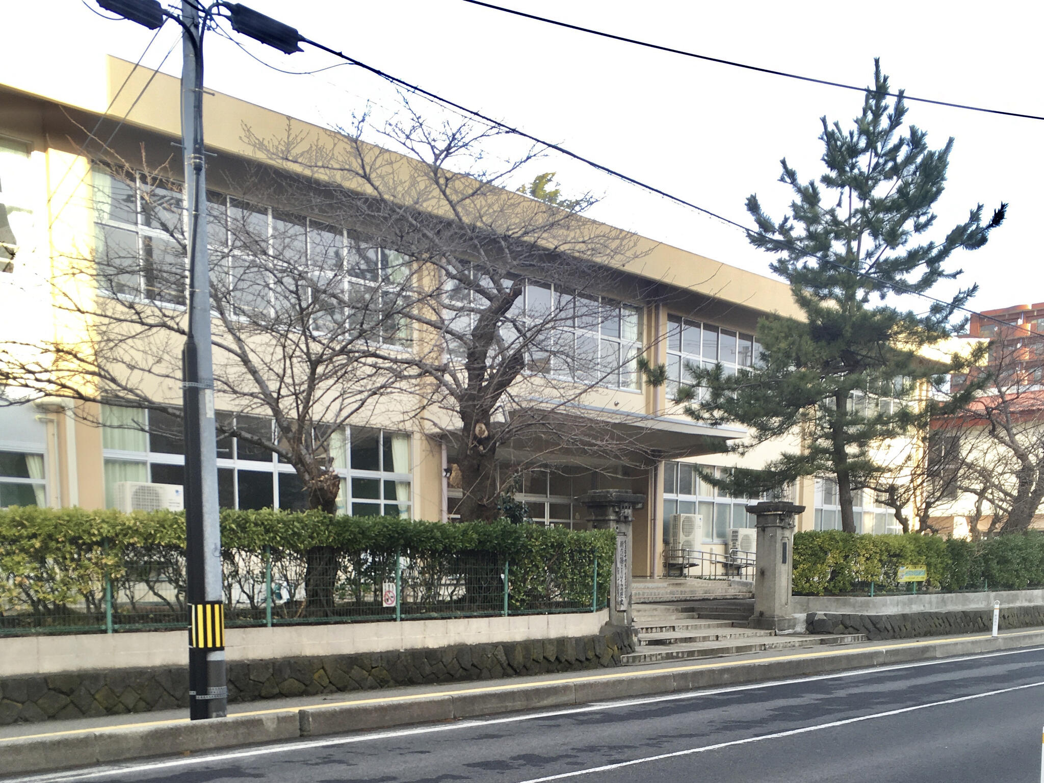 秋田市立中通小学校