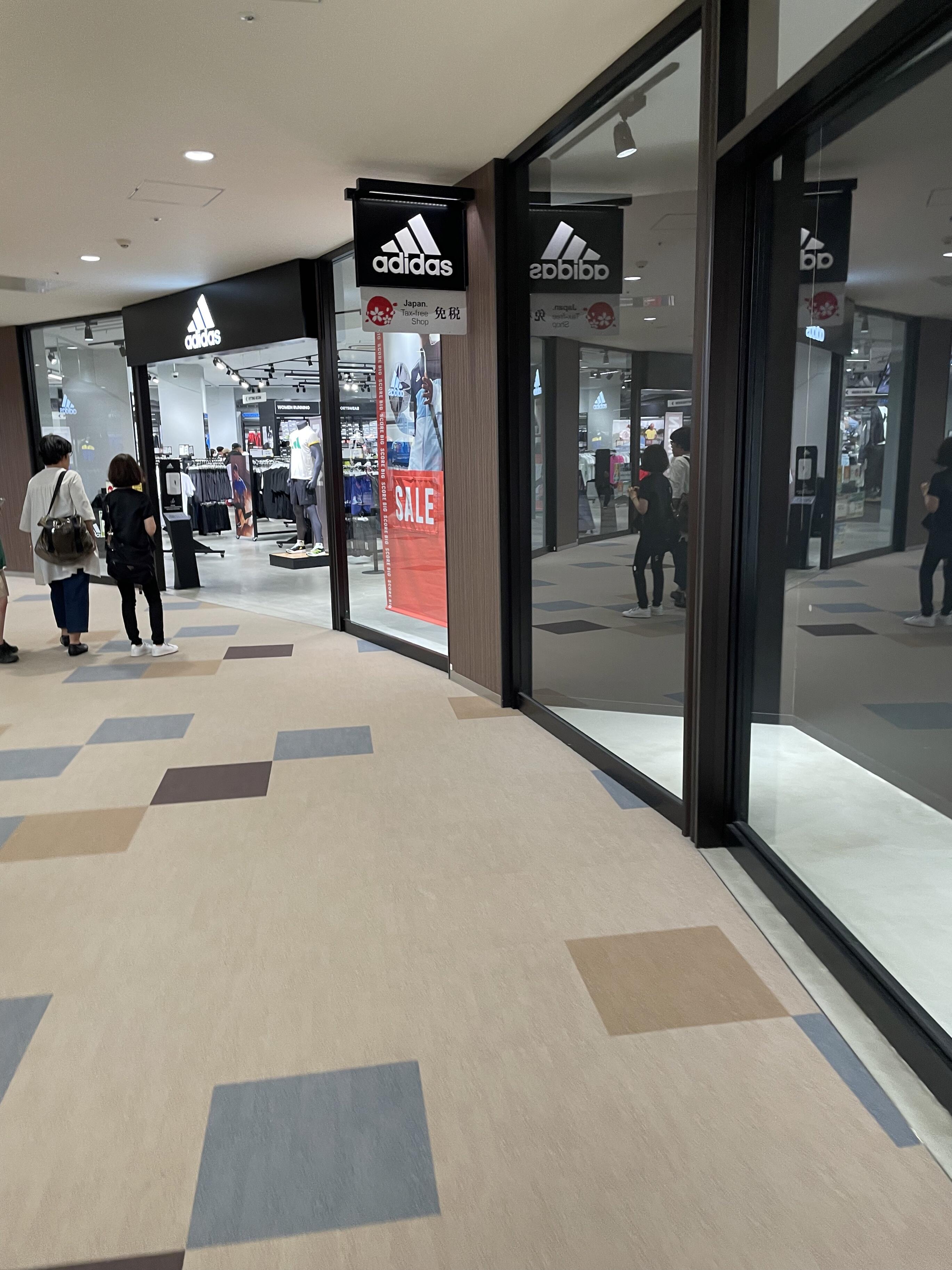 Adidas outlet jockey clearance plaza