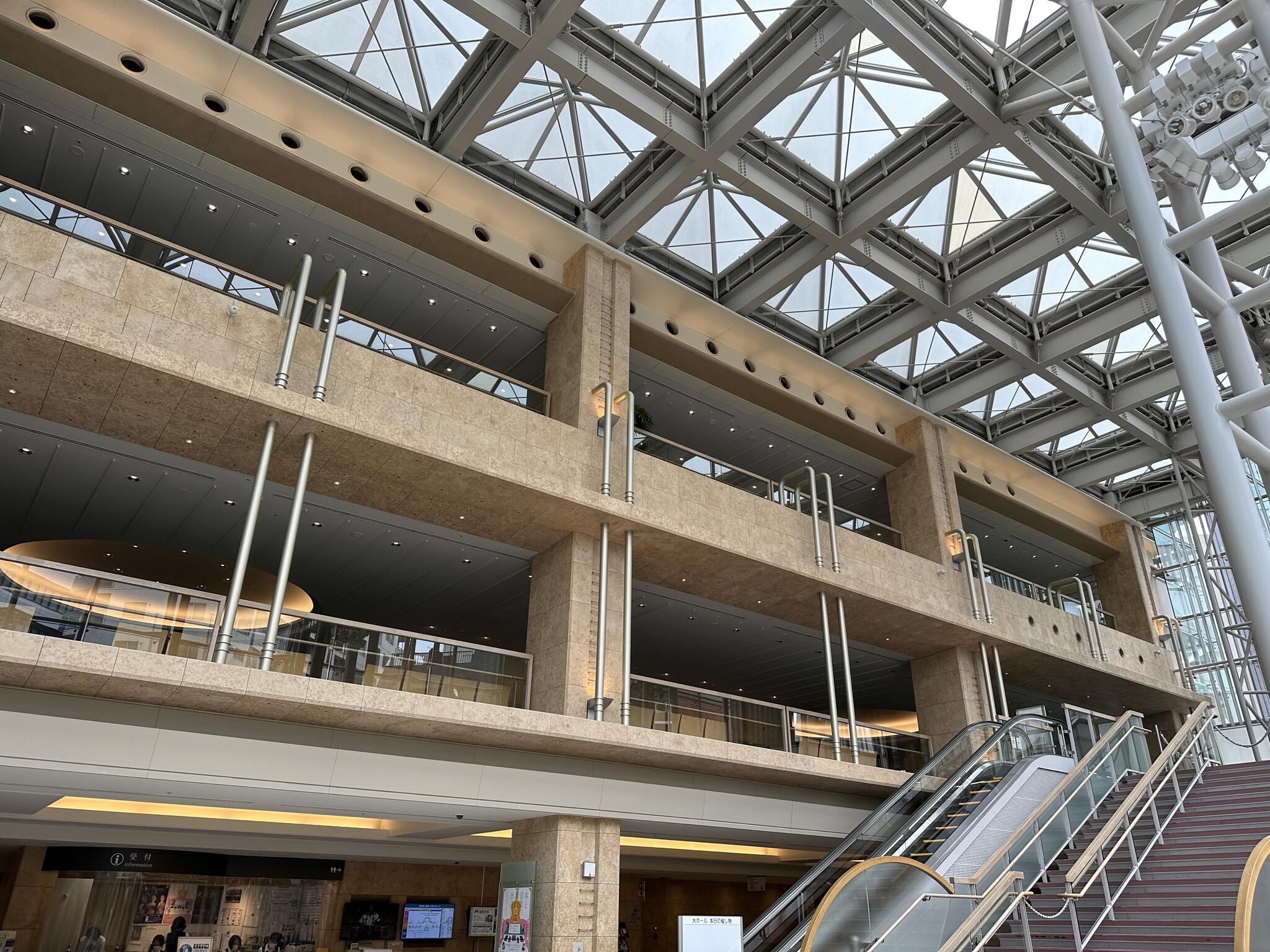 写真：大田区民ホール・アプリコ · オオタクミンホールアプリコ (大田区, ホール・会館) Yahoo!地図