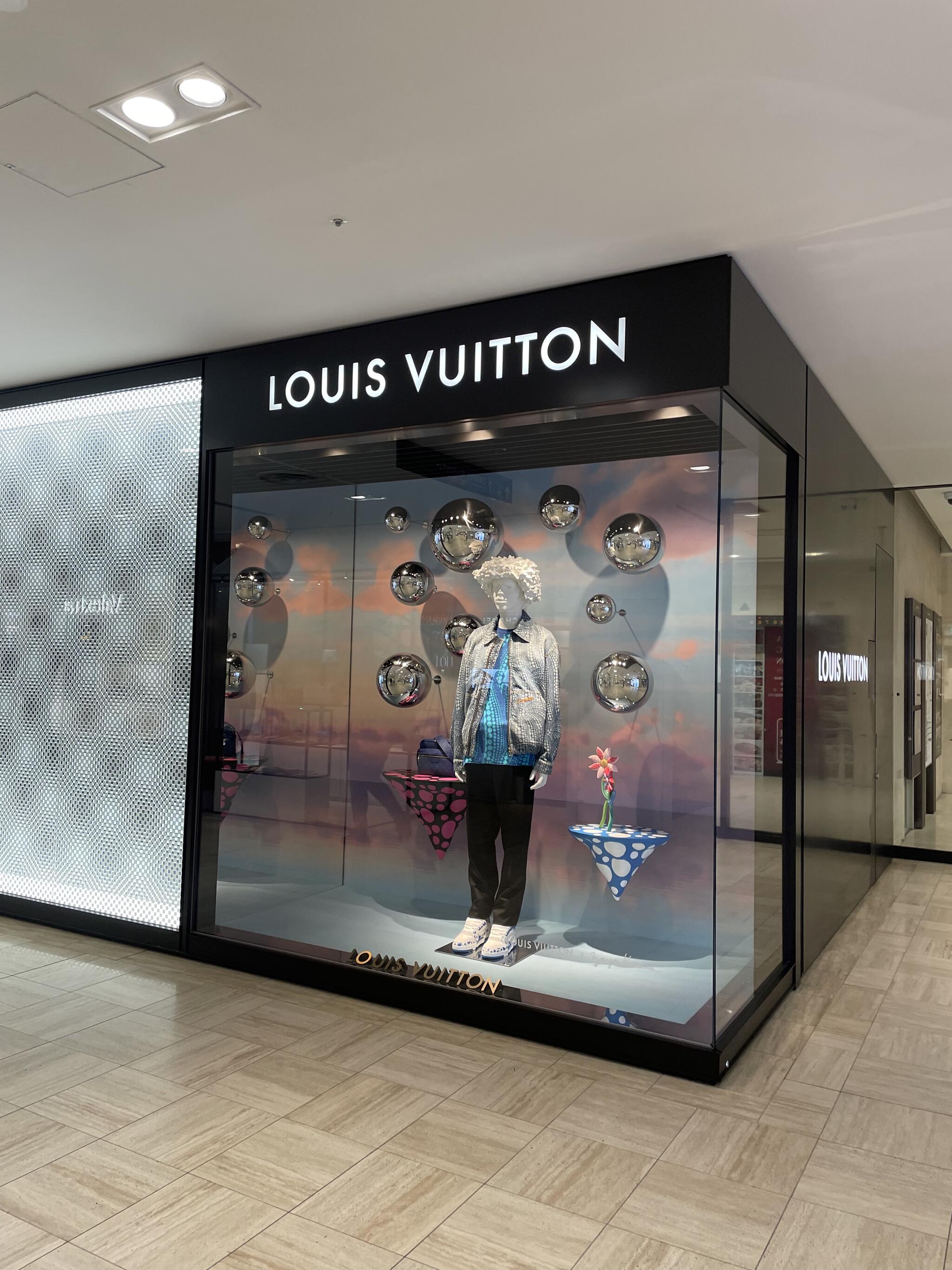 クチコミ : LOUIS VUITTON 大阪髙島屋店 - 大阪市中央区難波/ハイブランド | Yahoo!マップ