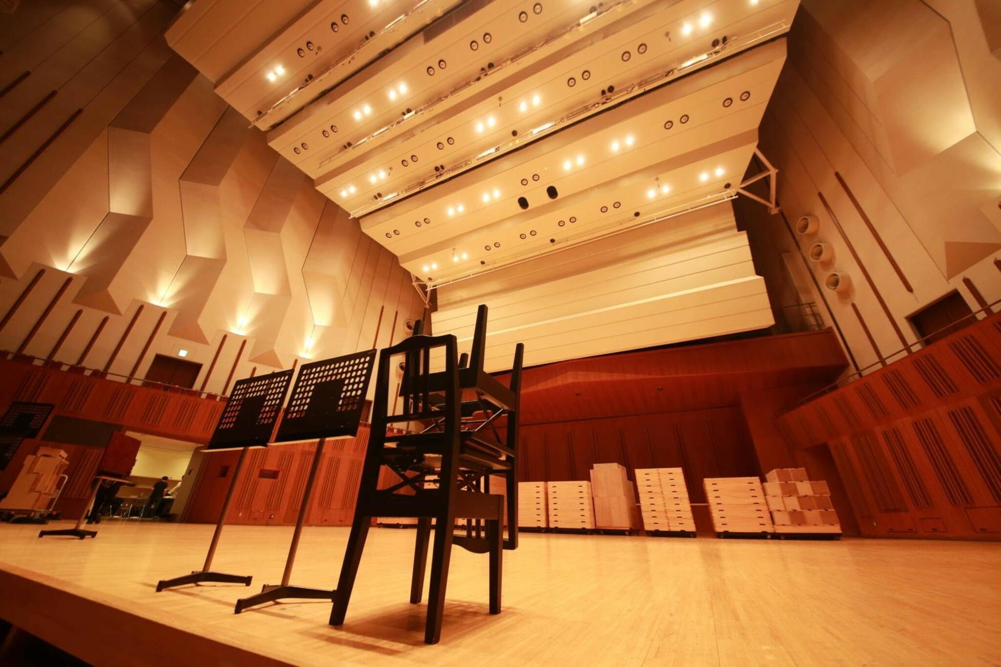 神奈川県立音楽堂の代表写真2
