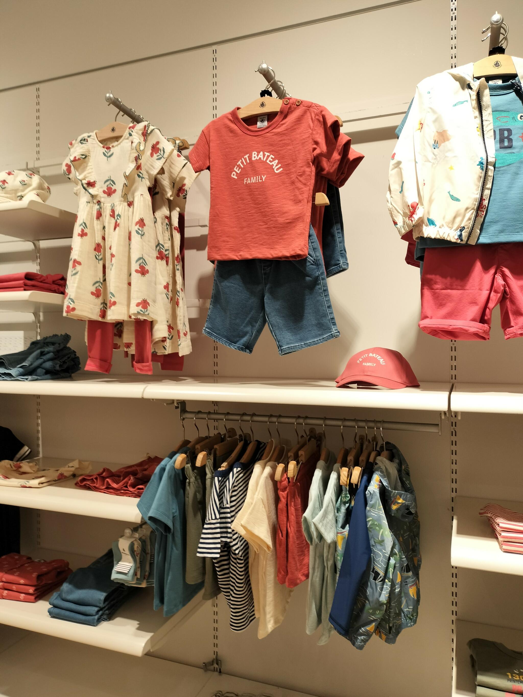 PETIT BATEAU ブティック神戸店 - 神戸市中央区三宮町/衣料品店