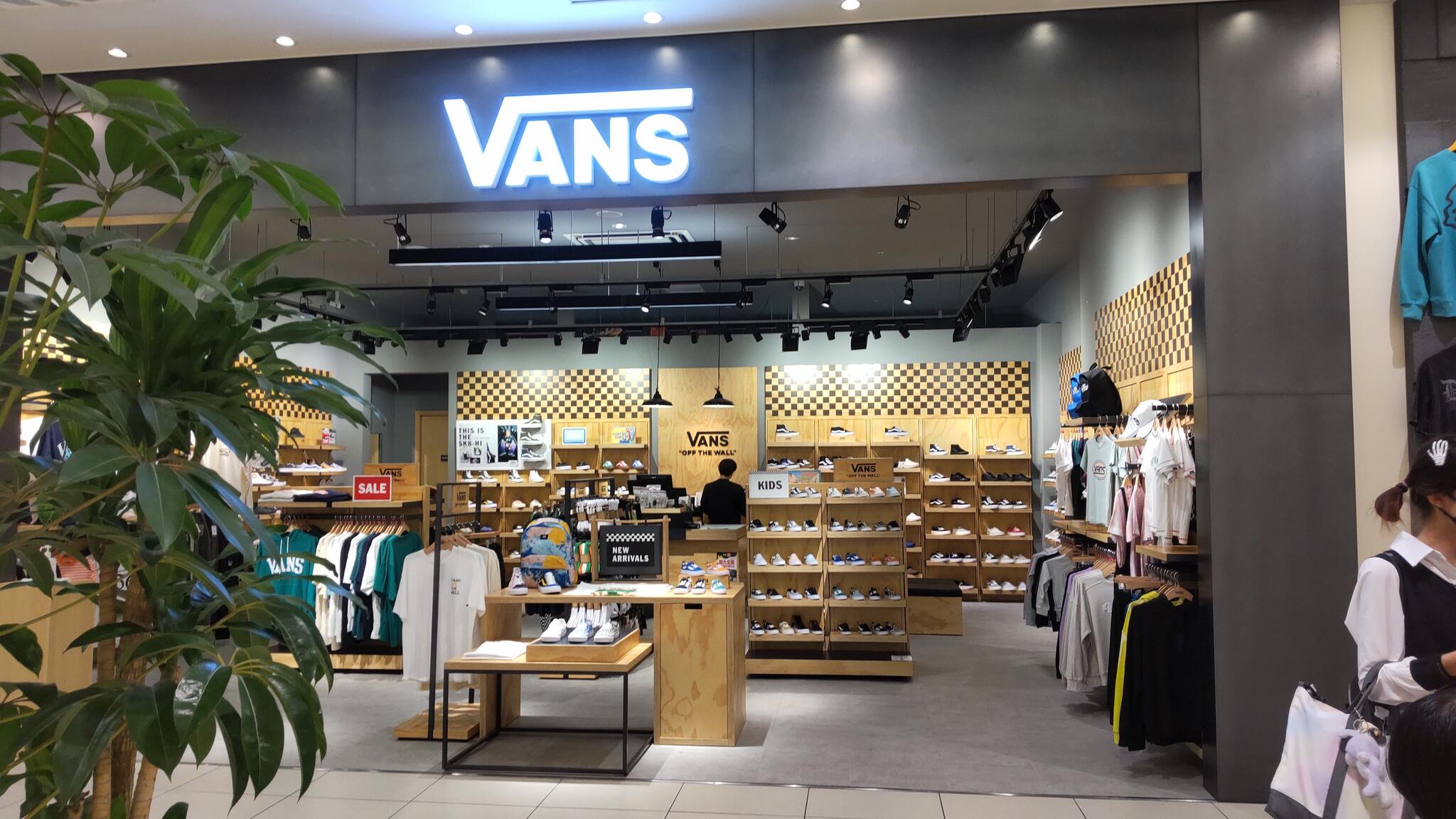 Vans bugis outlet