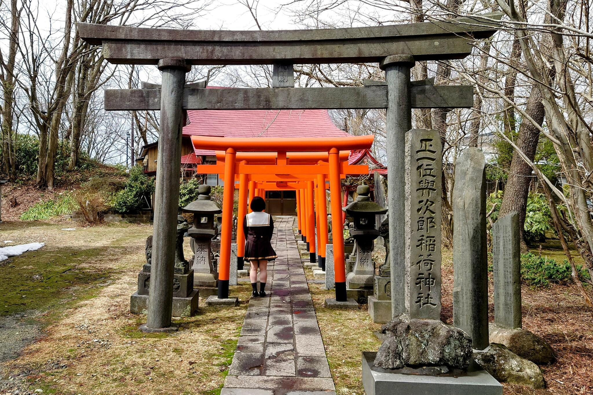 八幡秋田神社の代表写真2