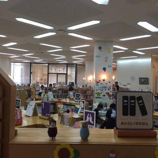 宮崎市立図書館の写真4