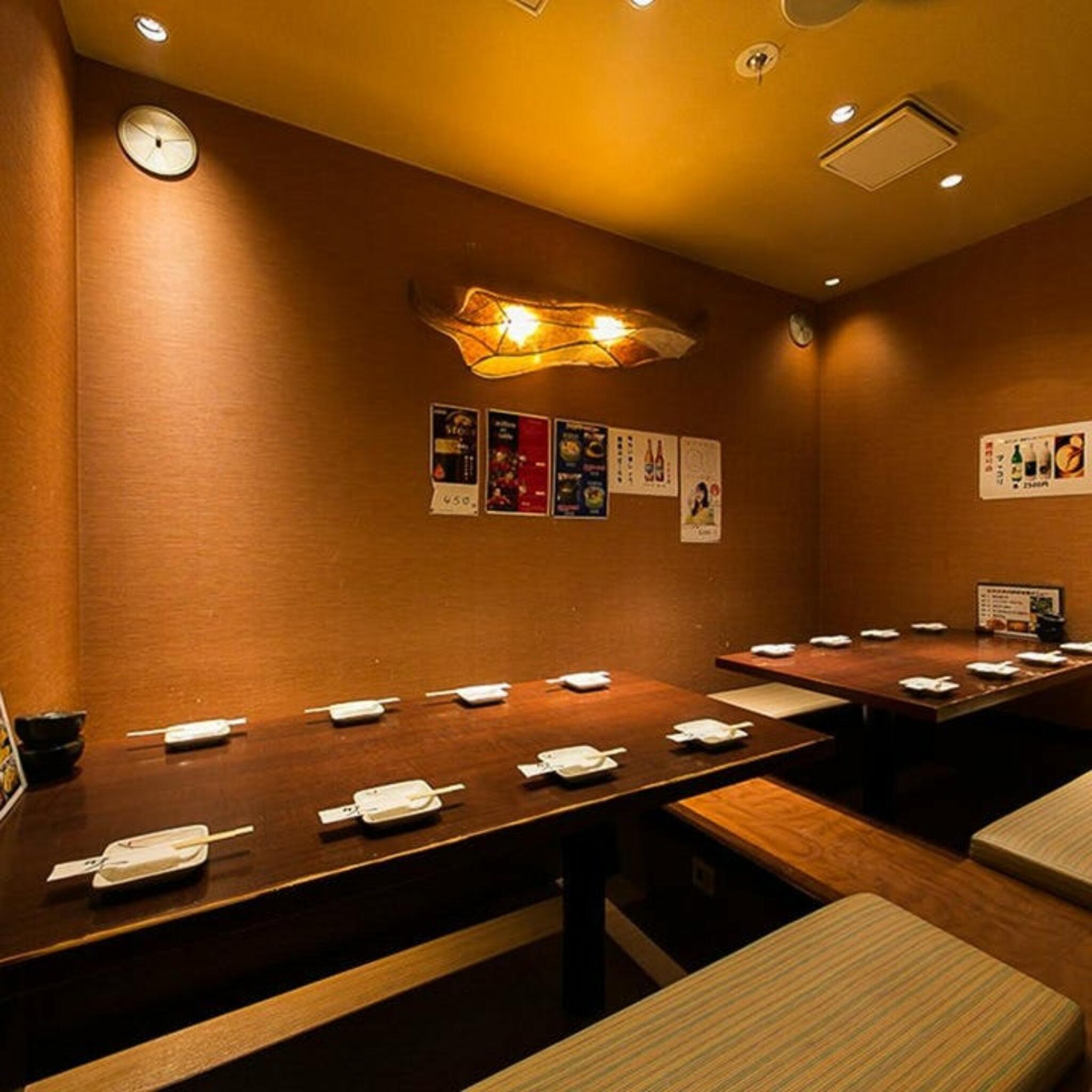 個室で愉しむ韓国料理居酒屋 土火土火 東京・八重洲本店の代表写真2