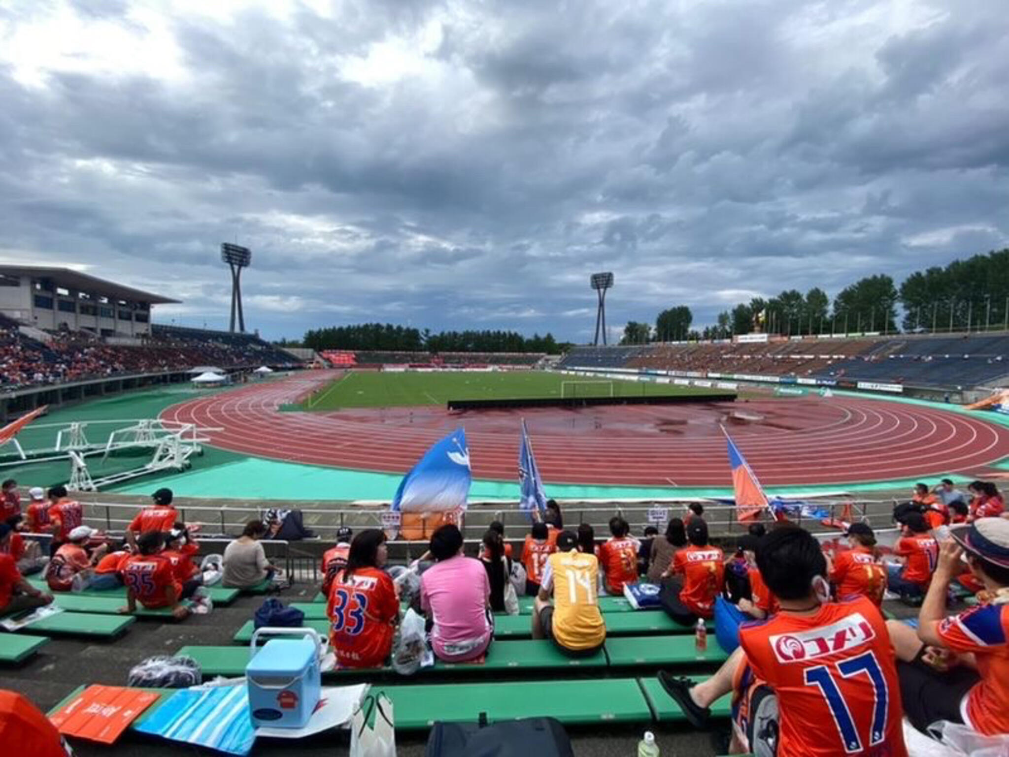 石川県西部緑地公園陸上競技場の代表写真1